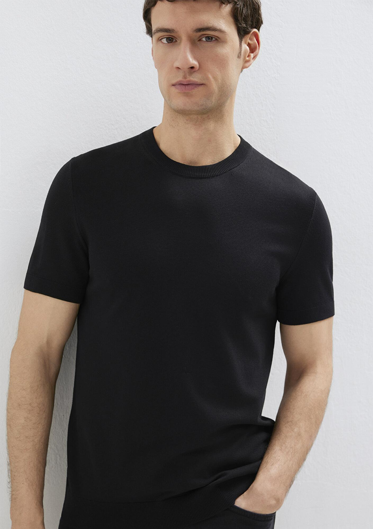 Mavi Kısa Kollu Siyah Triko Tişört Fitted / Vücuda Oturan Kesim 0710250-900