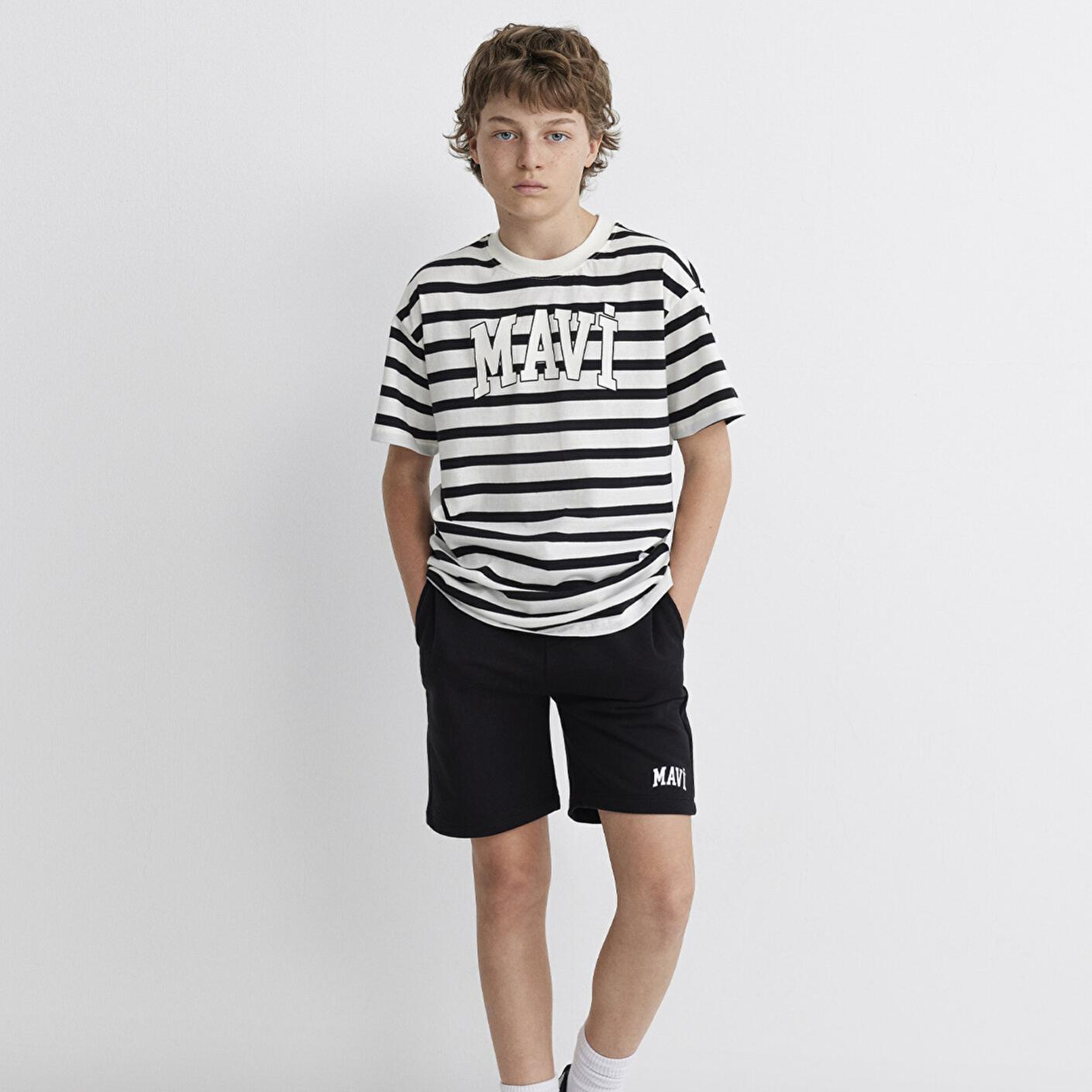 Mavi Mavi Logo Baskılı Siyah Şort 6410003-900