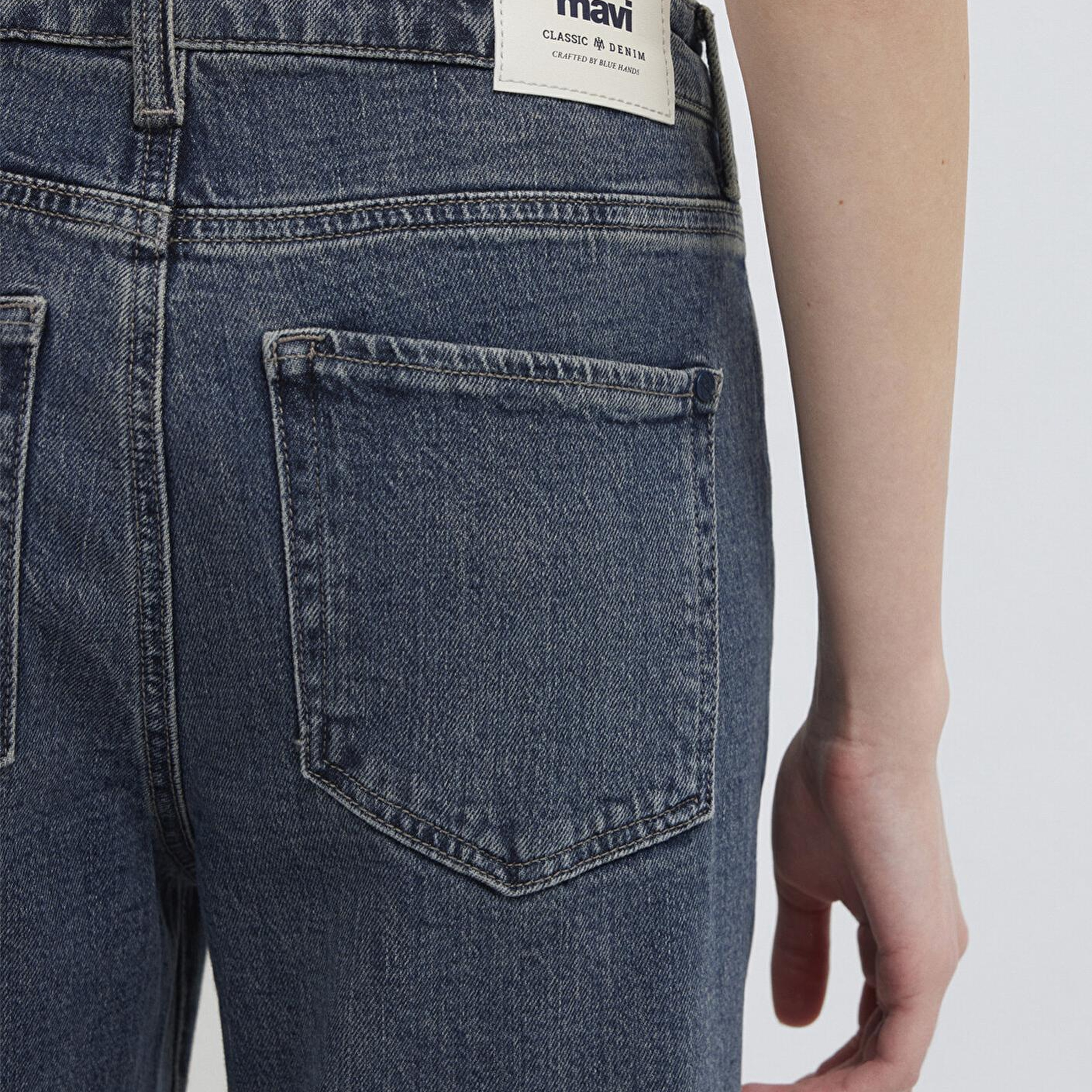 Mavi New York Classic Denim Gölgeli Koyu Mavi Jean Pantolon 101441-A3898