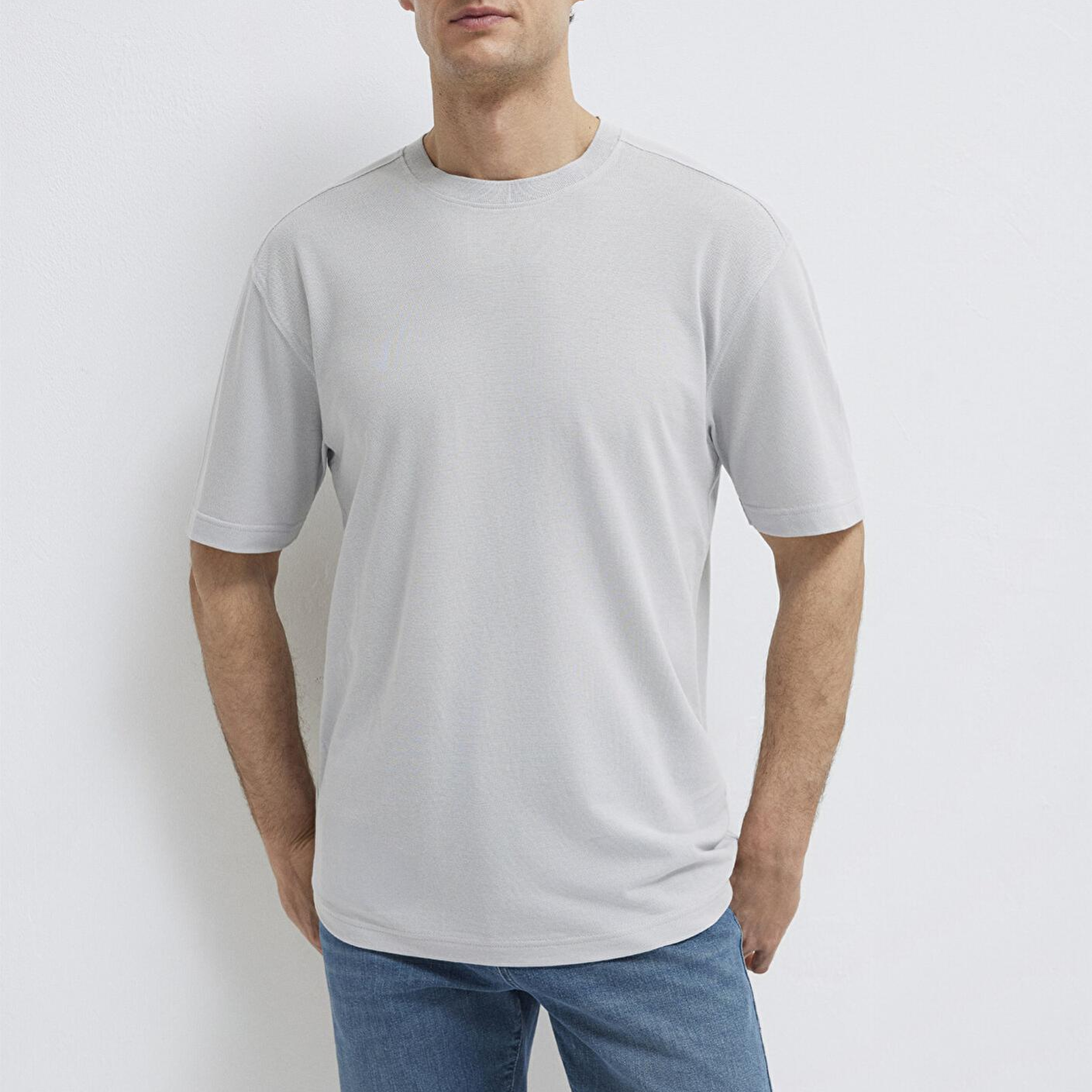 Mavi Soft-Premium Açık Mavi (TENCEL™) Liyosel Karışımlı Tişört Loose Fit / Bol Rahat Kesim 0613468-70802