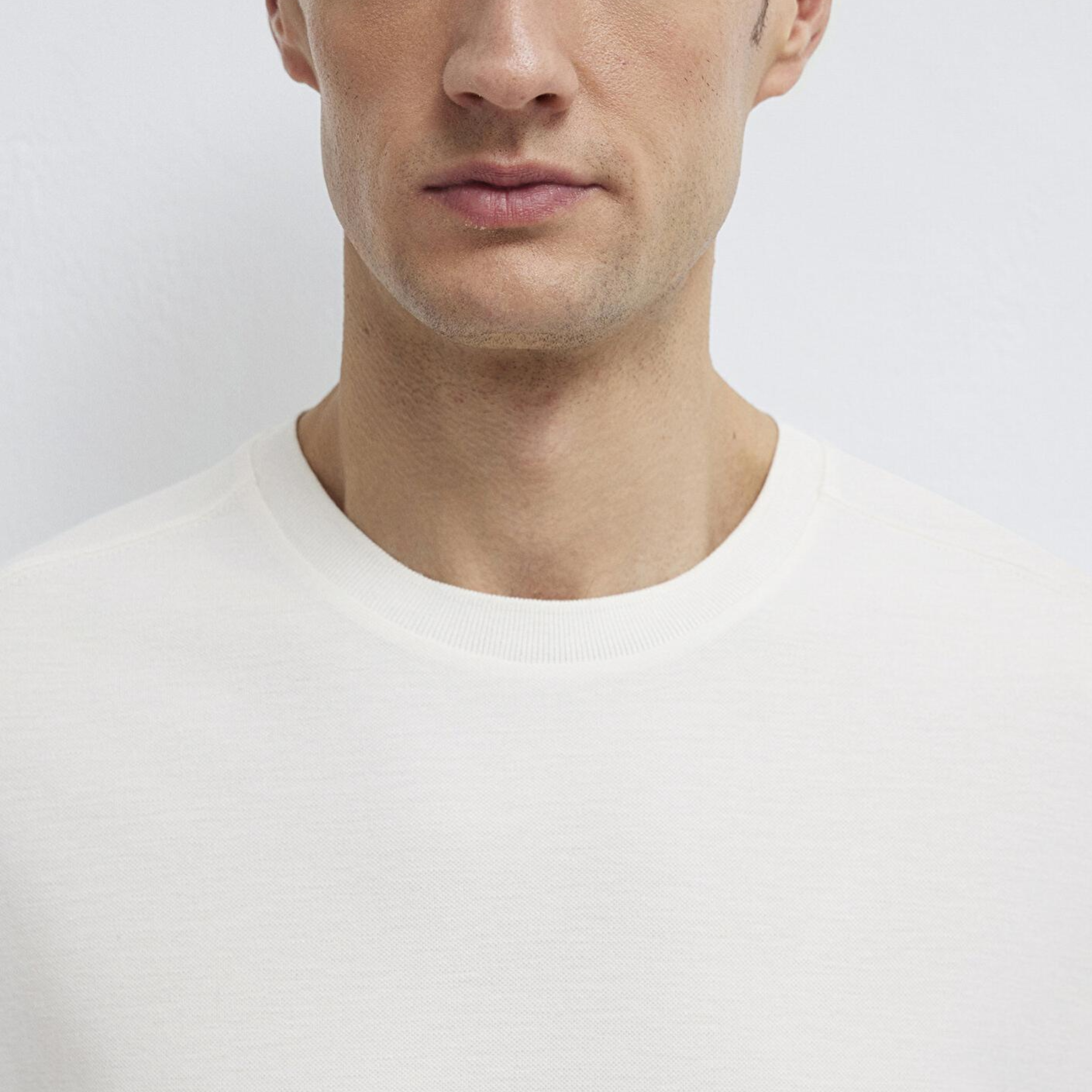 Mavi Soft-Premium Ekru (TENCEL™) Liyosel Karışımlı Tişört Loose Fit / Bol Rahat Kesim 0613468-70057