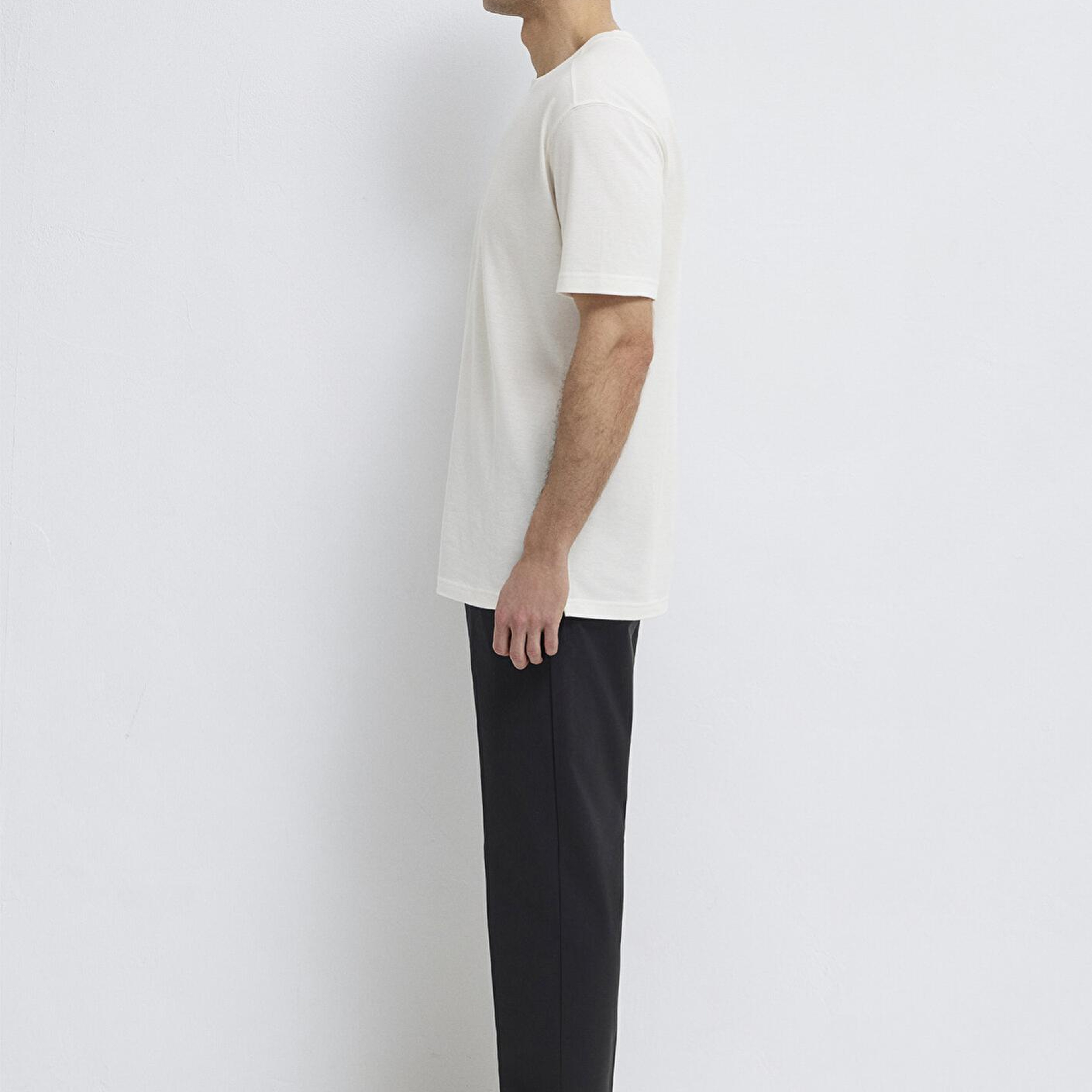 Mavi Soft-Premium Ekru (TENCEL™) Liyosel Karışımlı Tişört Loose Fit / Bol Rahat Kesim 0613468-70057