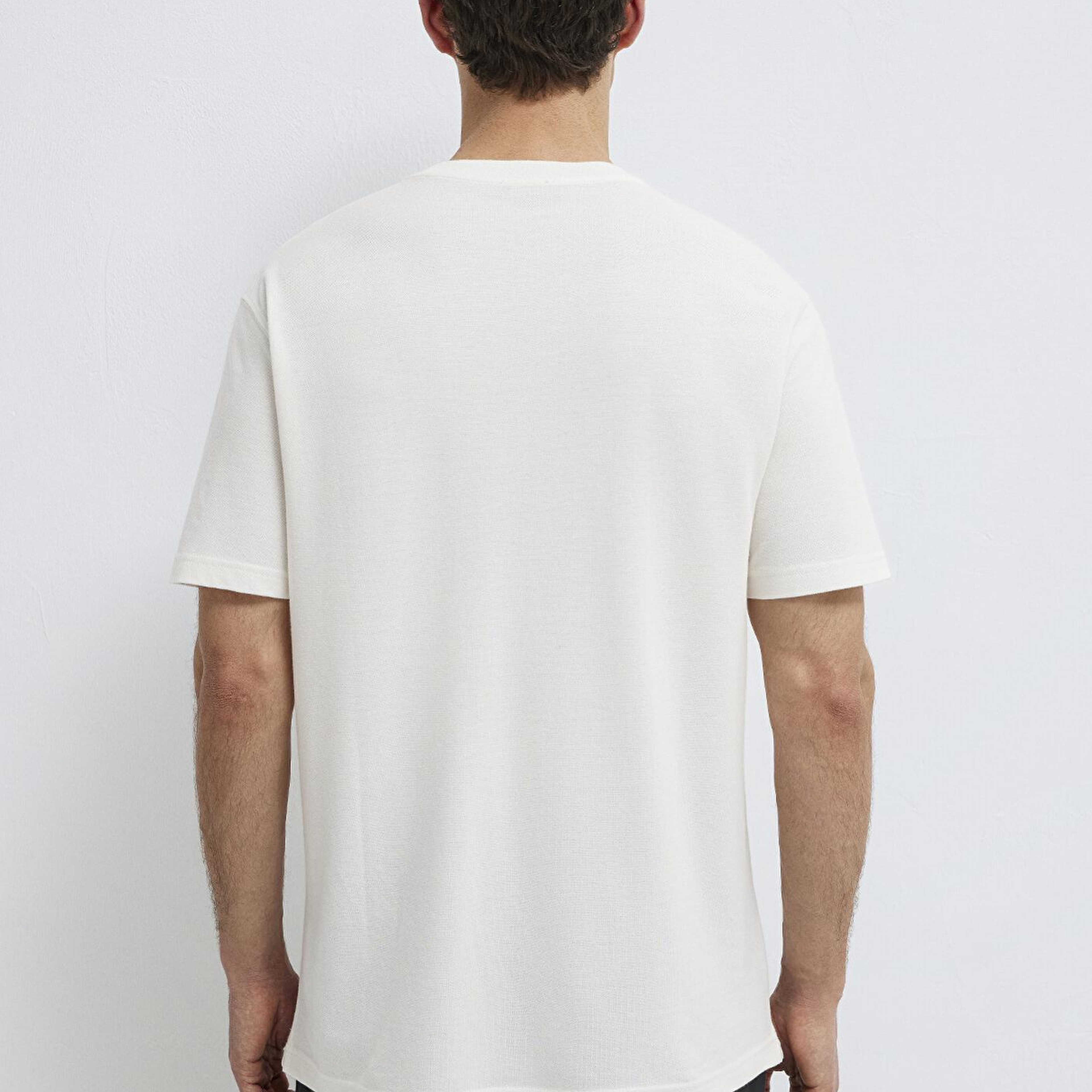 Mavi Soft-Premium Ekru (TENCEL™) Liyosel Karışımlı Tişört Loose Fit / Bol Rahat Kesim 0613468-70057