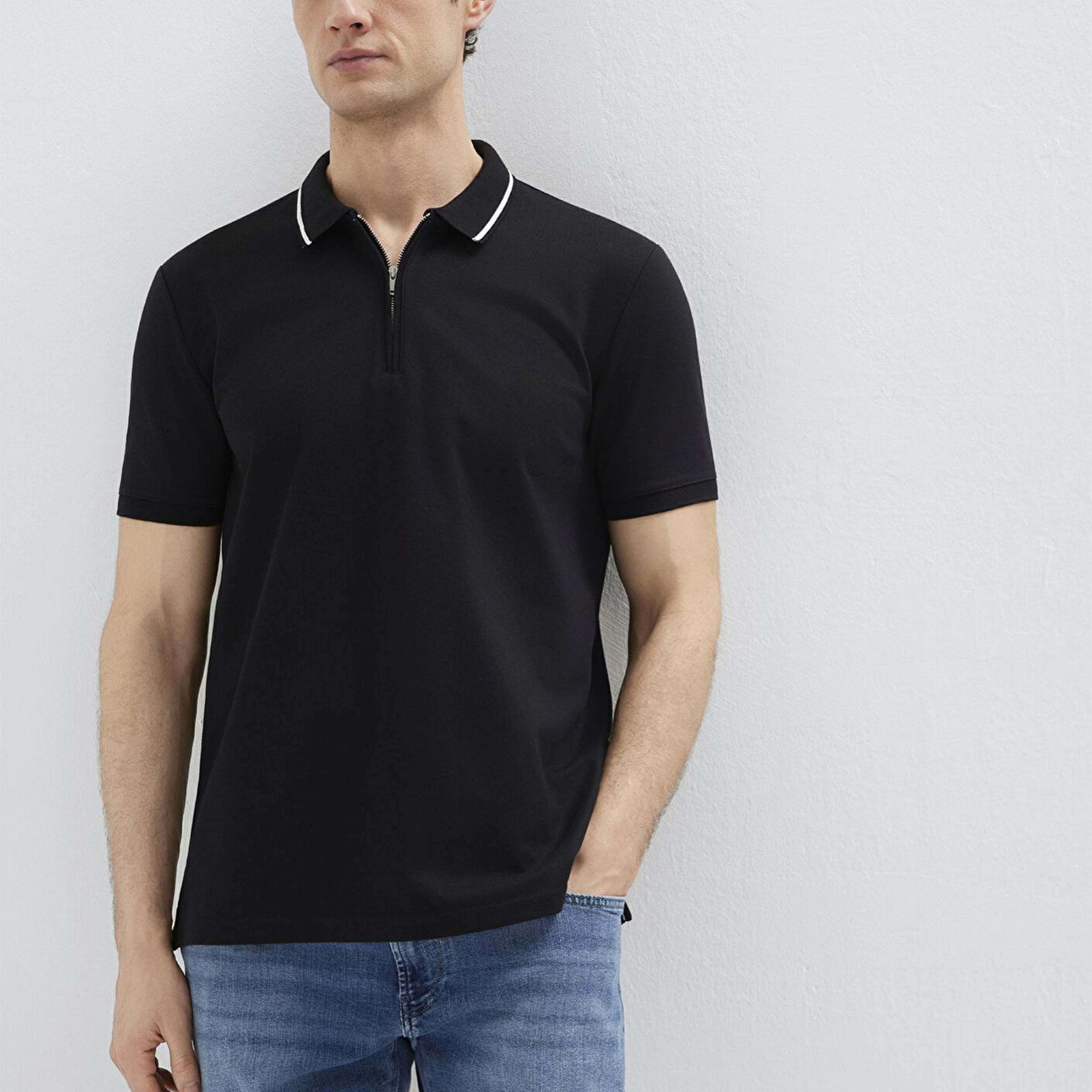 Mavi Soft-Premium Siyah Polo Tişört Regular Fit / Normal Kesim 0612880-900