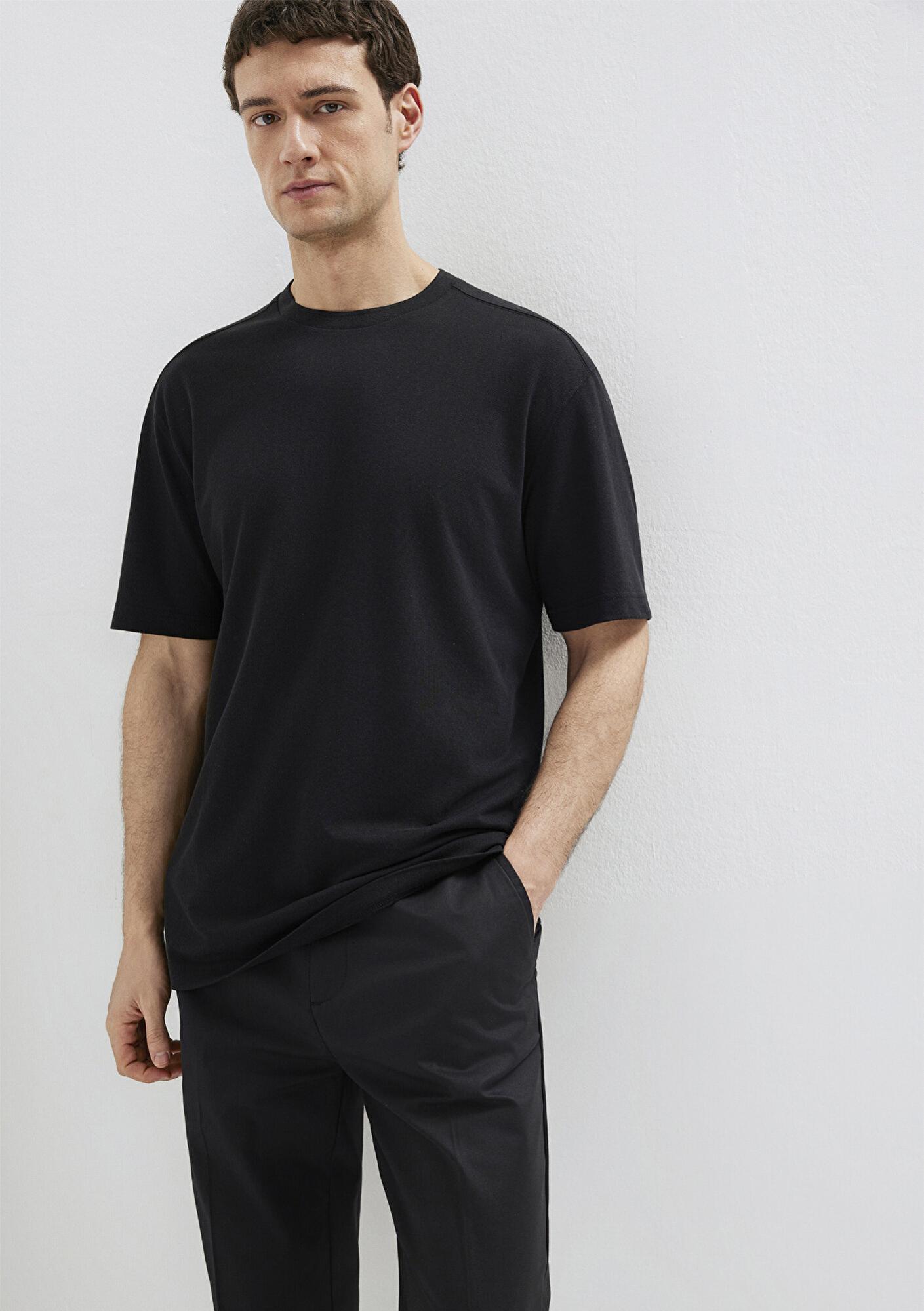 Mavi Soft-Premium Siyah (TENCEL™) Liyosel Karışımlı Tişört Loose Fit / Bol Rahat Kesim 0613468-900