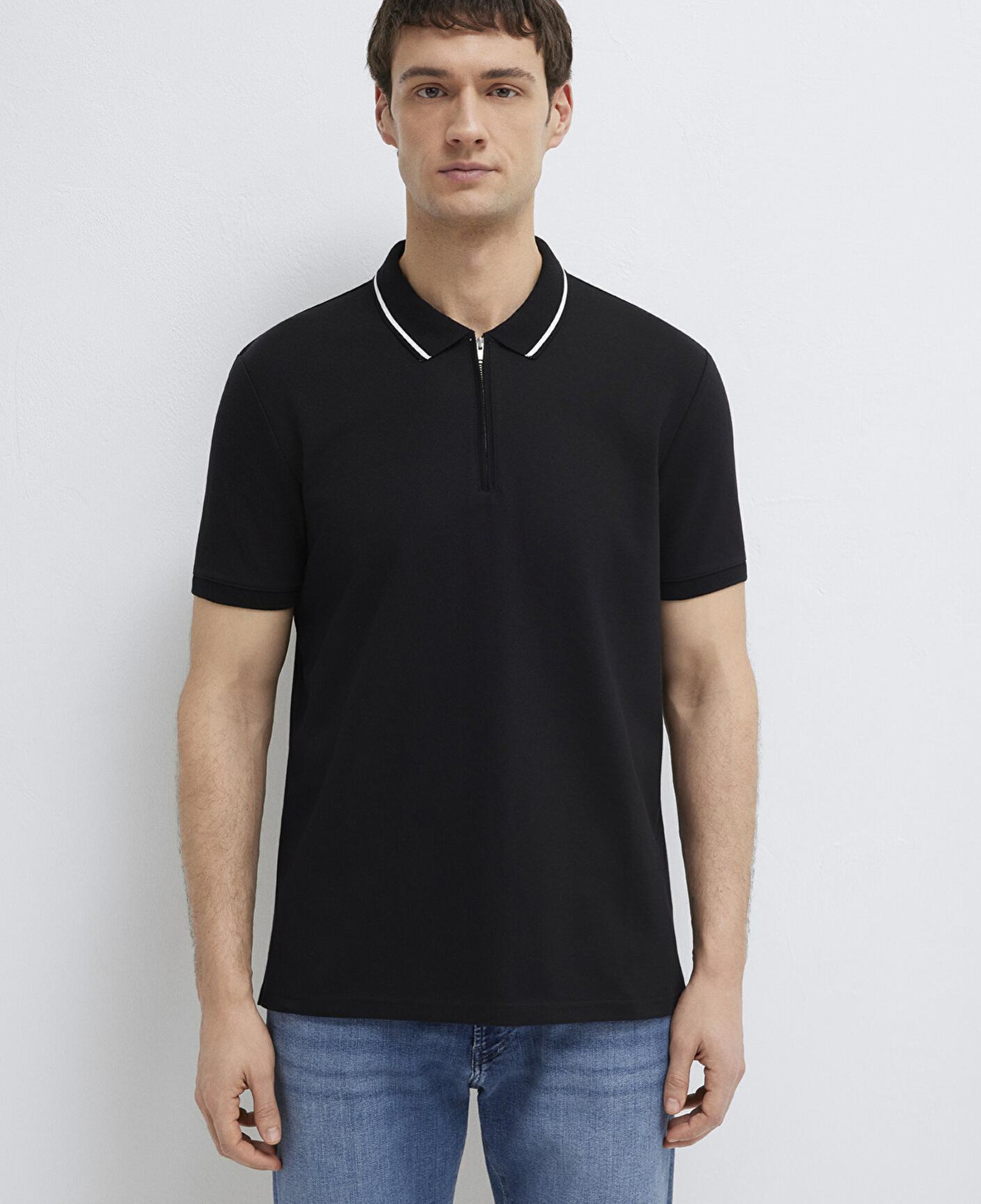 Mavi Soft-Premium Siyah Polo Tişört Regular Fit / Normal Kesim 0612880-900