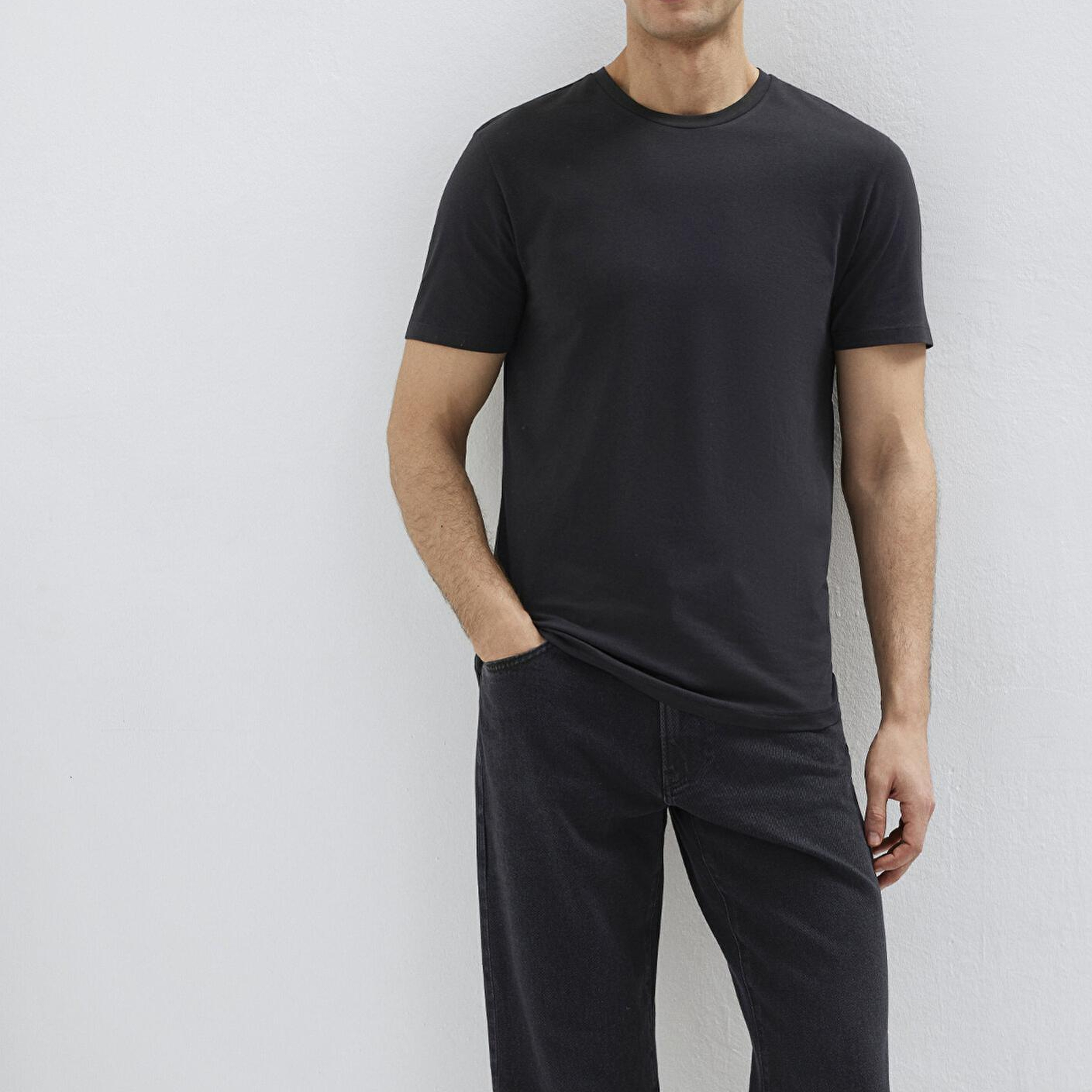 Mavi Stretch Siyah Basic Tişört Fitted / Vücuda Oturan Kesim 061747-900