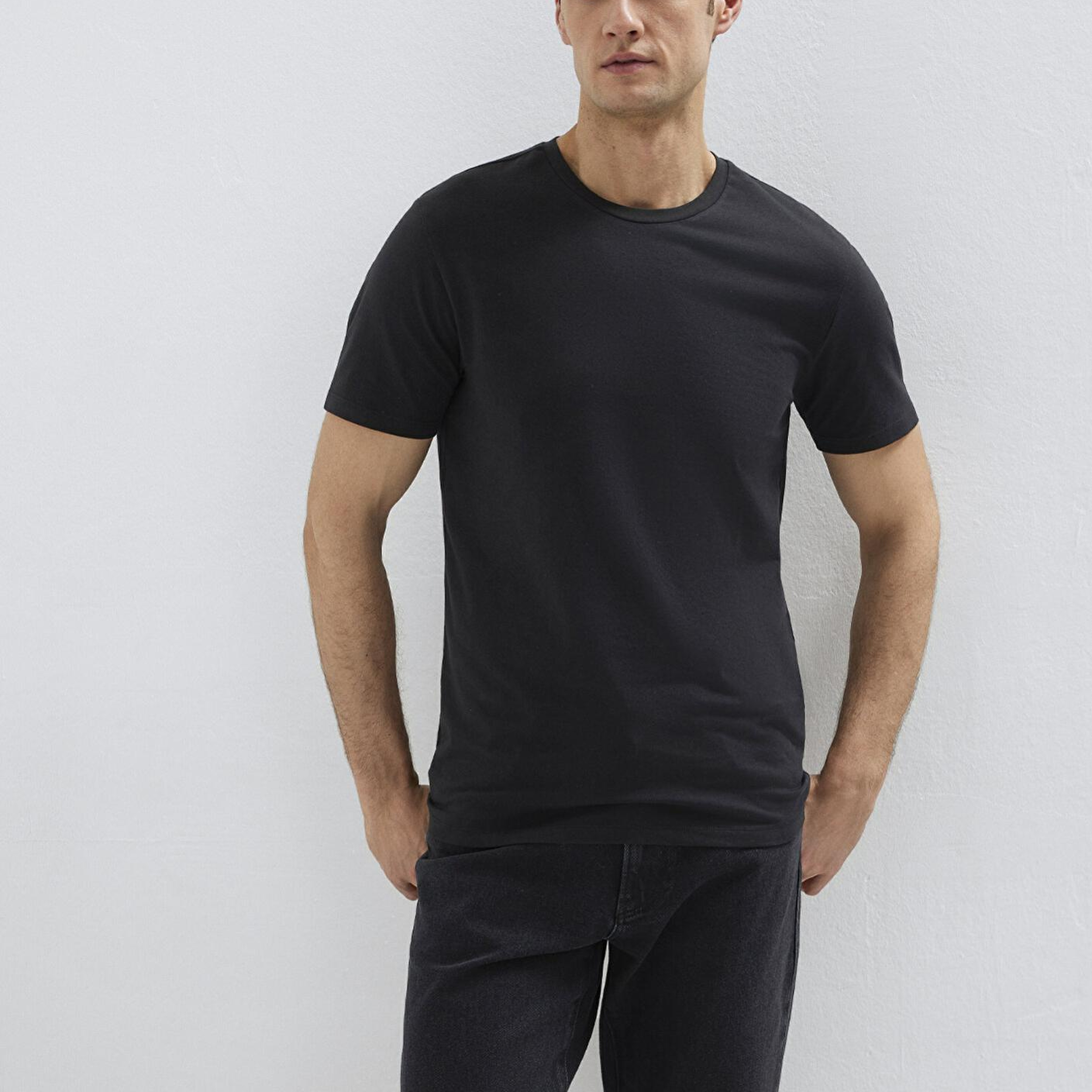 Mavi Stretch Siyah Basic Tişört Fitted / Vücuda Oturan Kesim 061747-900