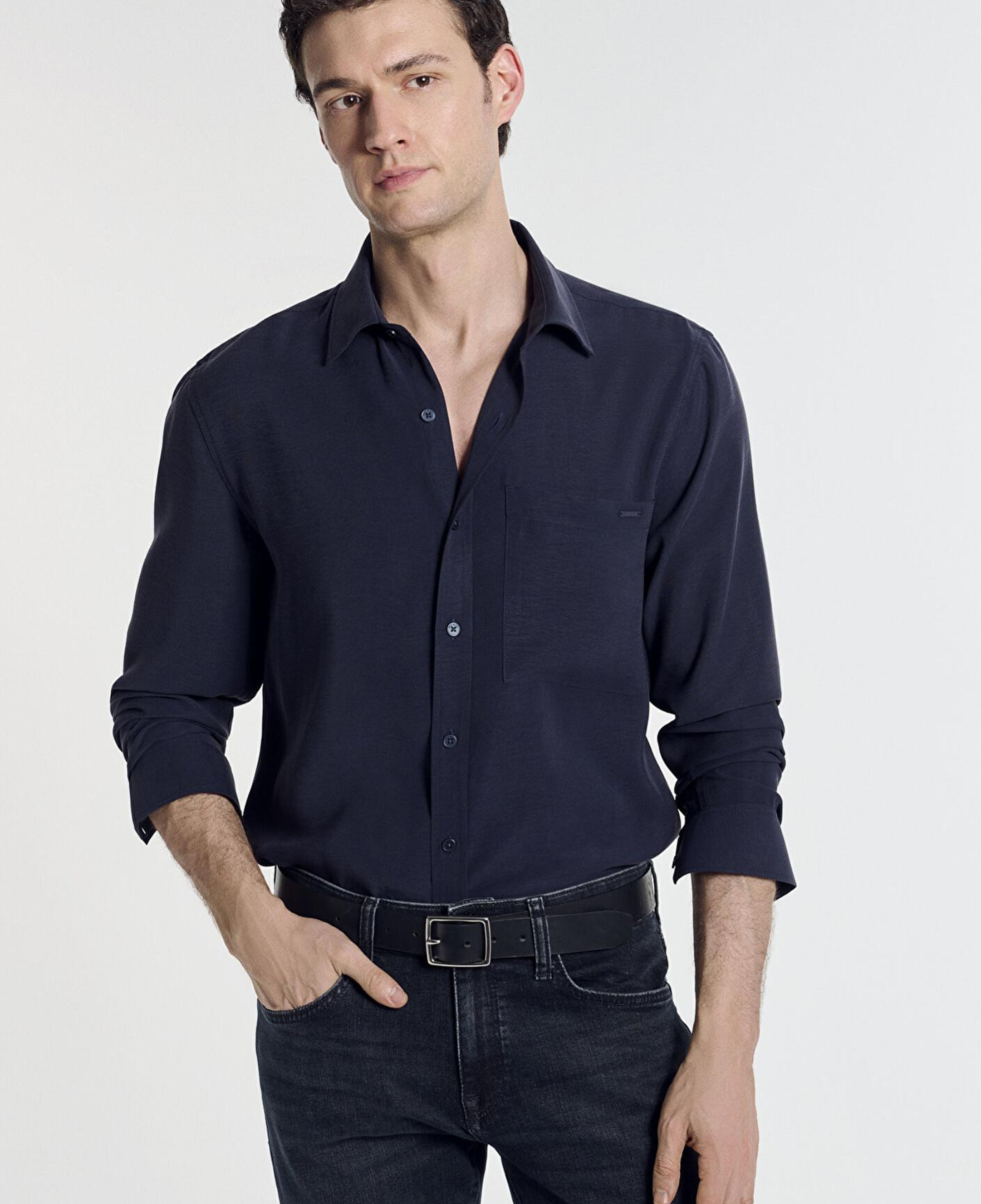 Mavi Soft Premium Lacivert Gömlek Regular Fit / Normal Kesim 0212010-86415