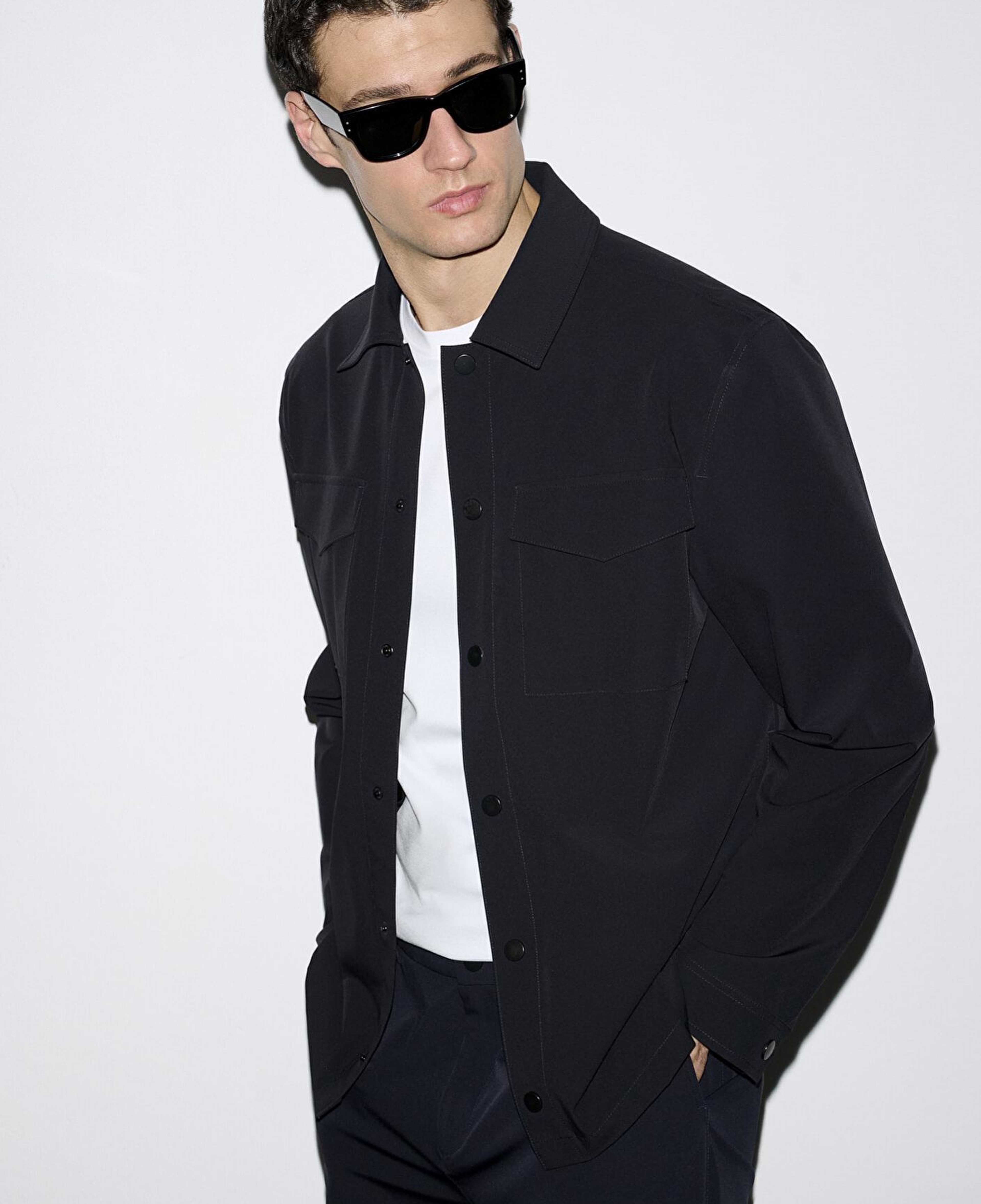 Mavi Fonksiyonel Cepli Lacivert Travel Ceket Regular Fit / Normal Kesim 0110934-70497