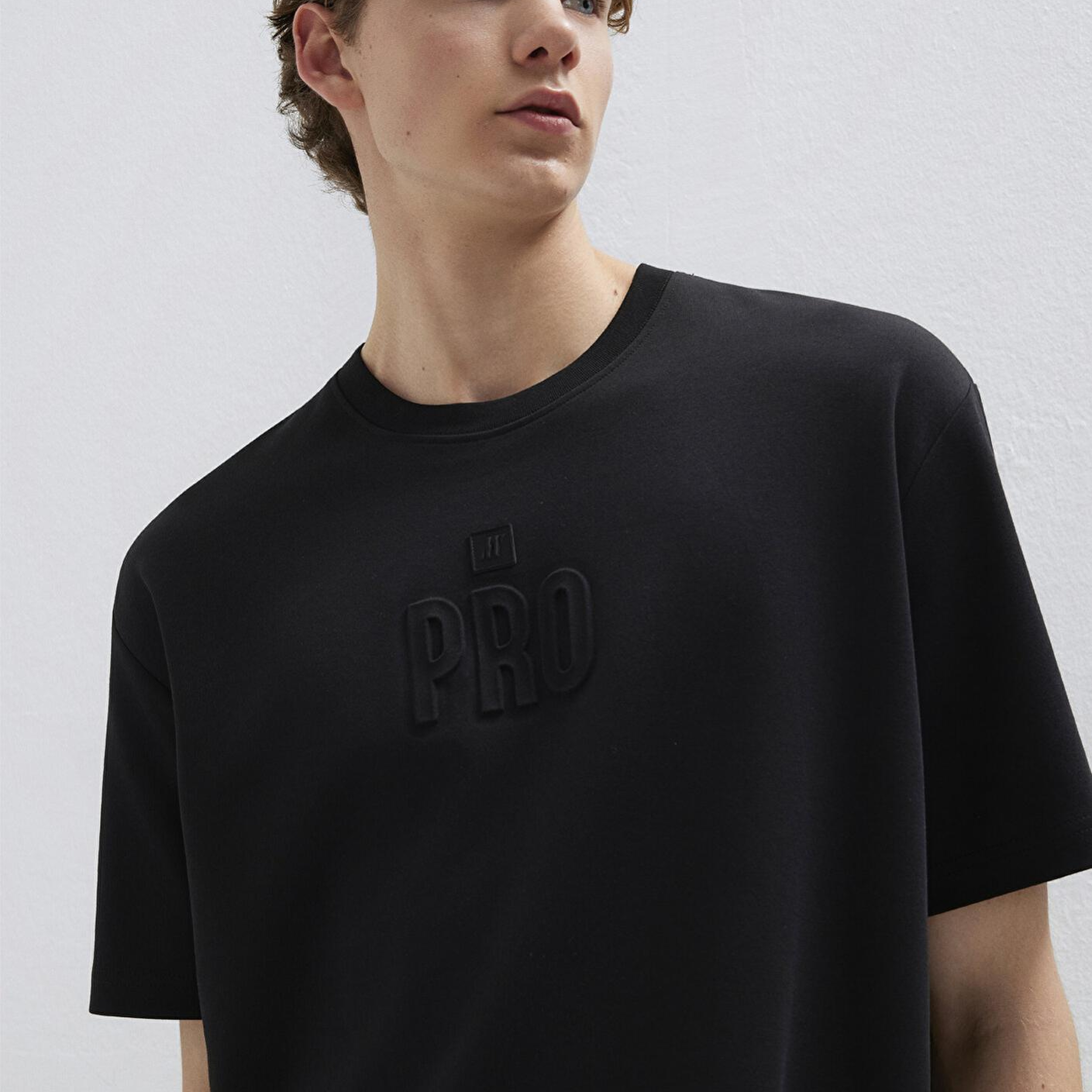 Mavi Mavi Pro Siyah Tişört Relaxed Fit / Rahat Kesim 0613434-900