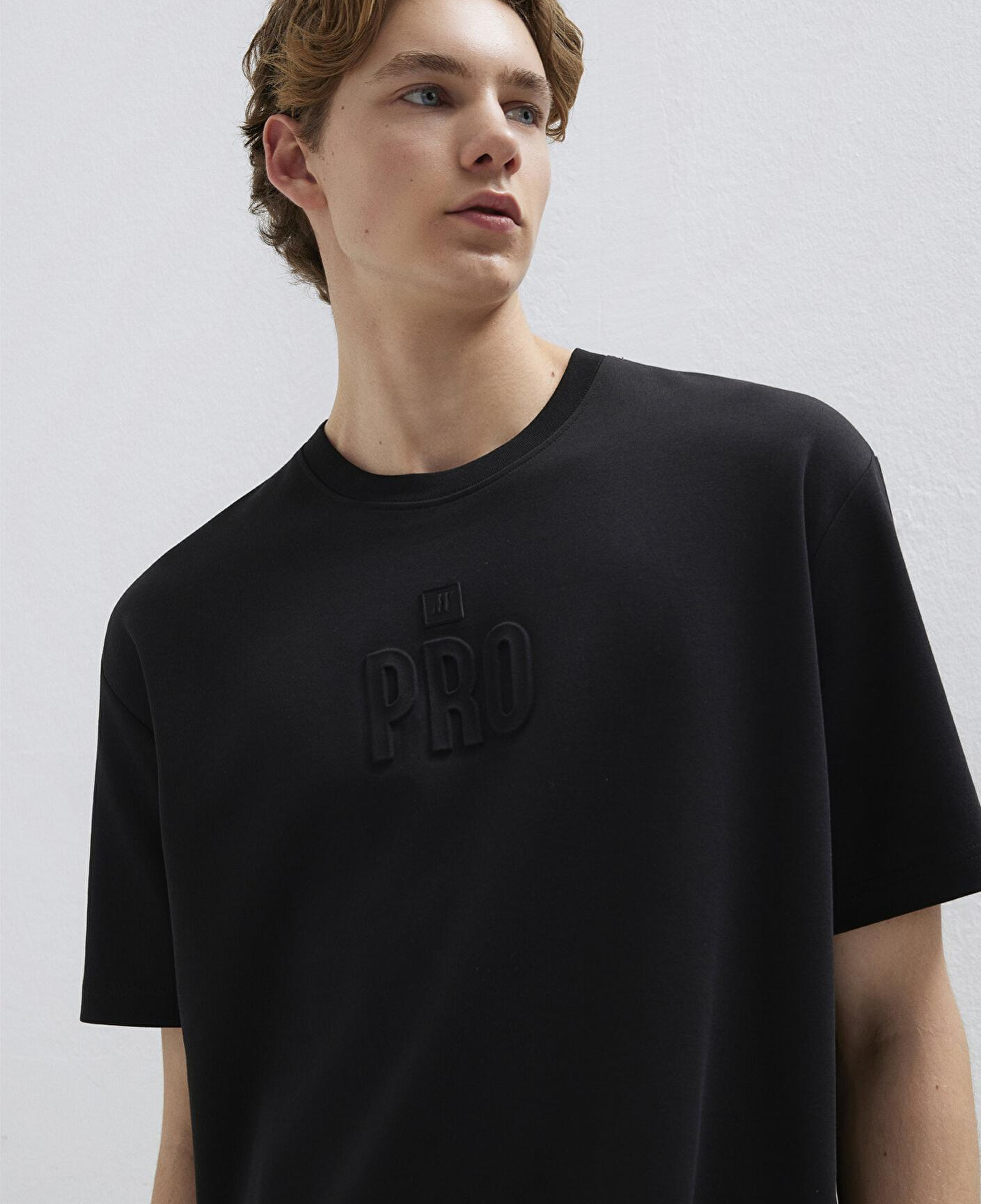Mavi Mavi Pro Siyah Tişört Relaxed Fit / Rahat Kesim 0613434-900