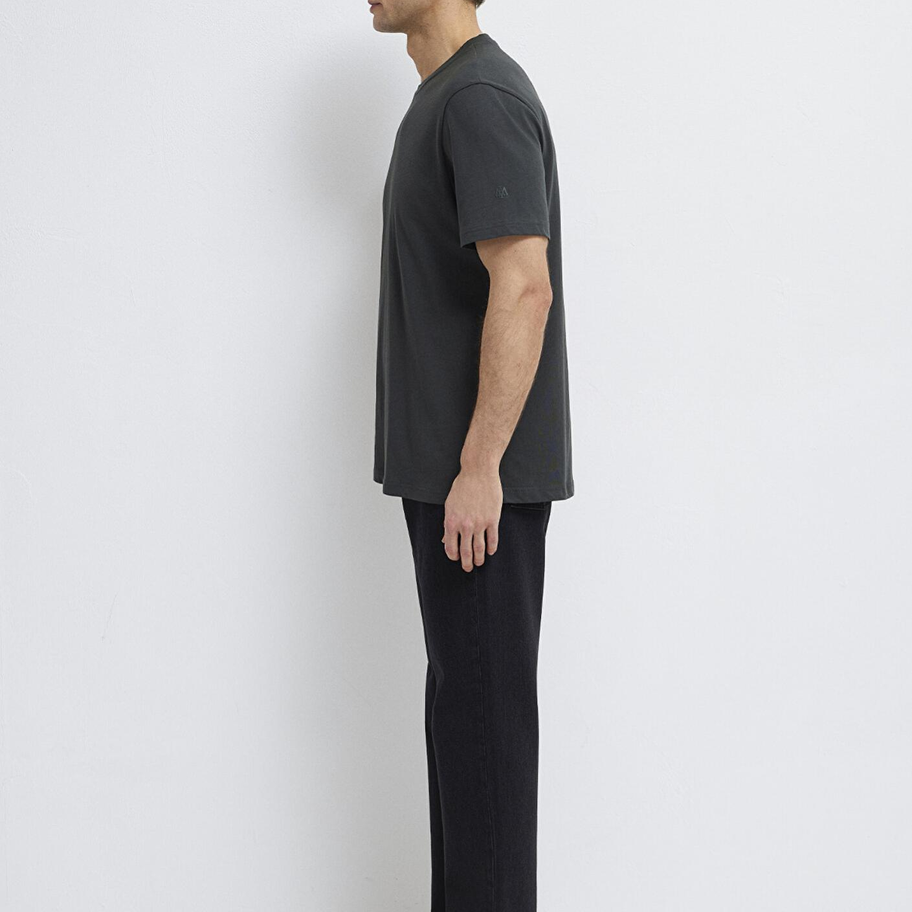 Mavi Antrasit Basic Tişört Regular Fit / Normal Kesim 0613477-70092