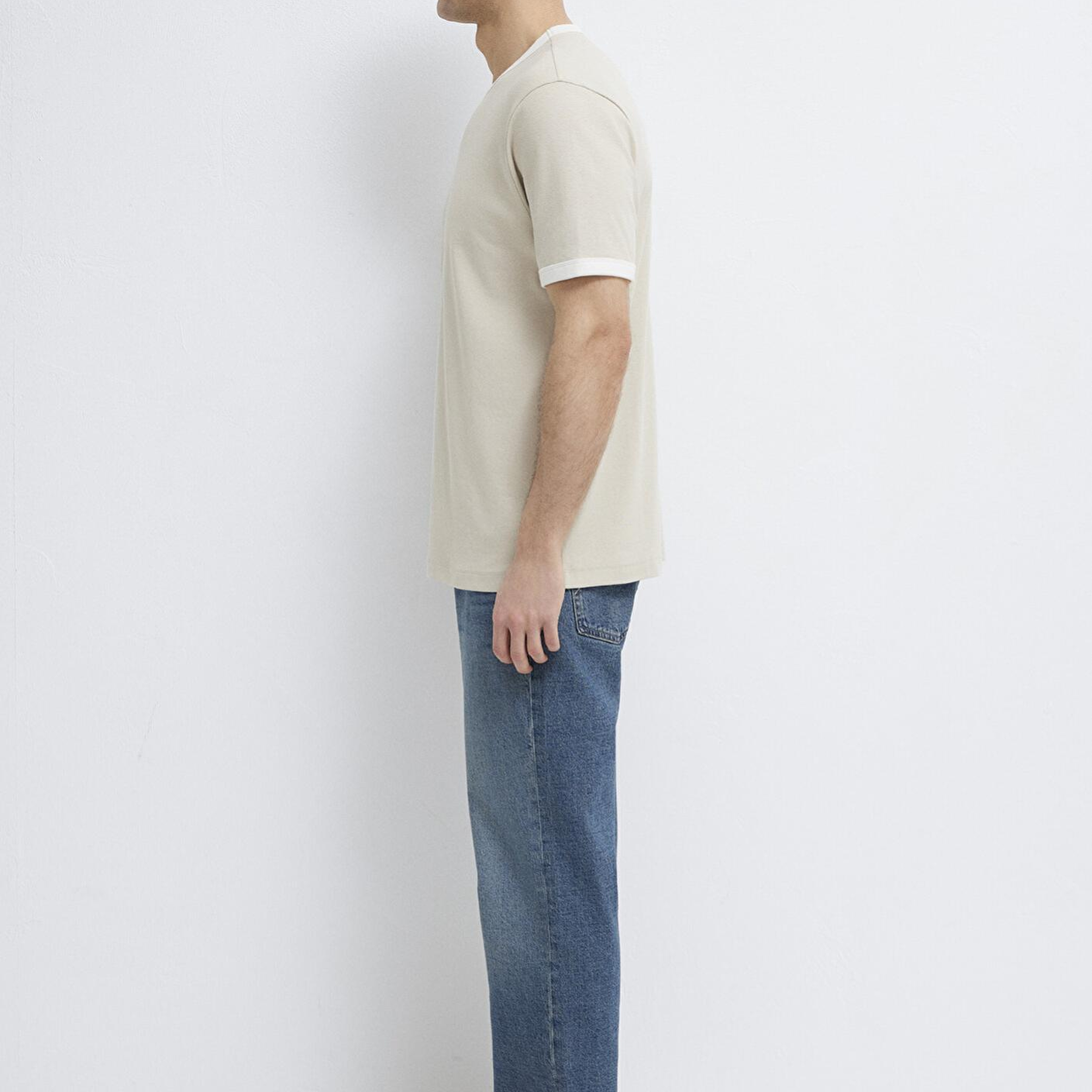 Mavi Biye Detaylı Bej Tişört Regular Fit / Normal Kesim 0613223-70144