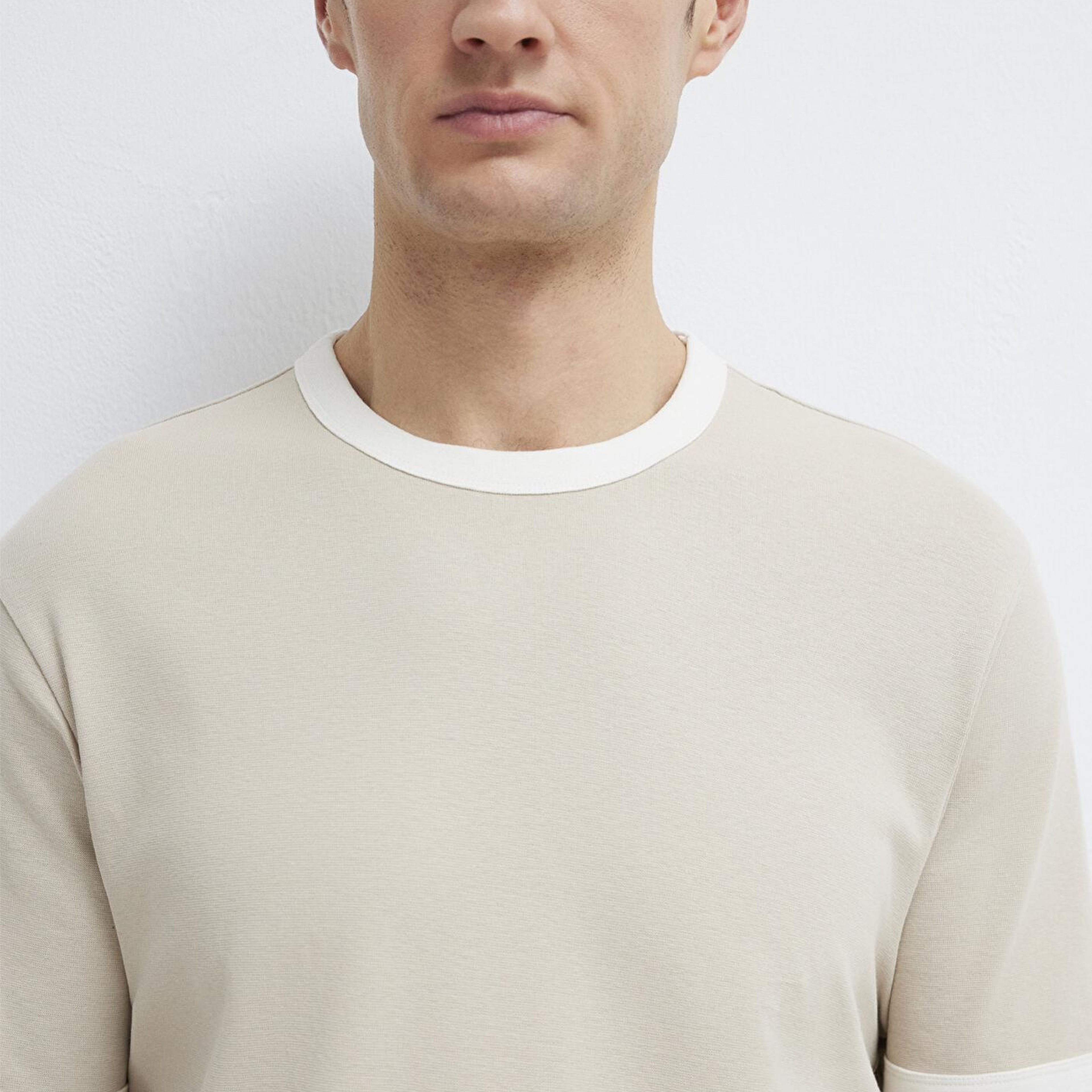 Mavi Biye Detaylı Bej Tişört Regular Fit / Normal Kesim 0613223-70144