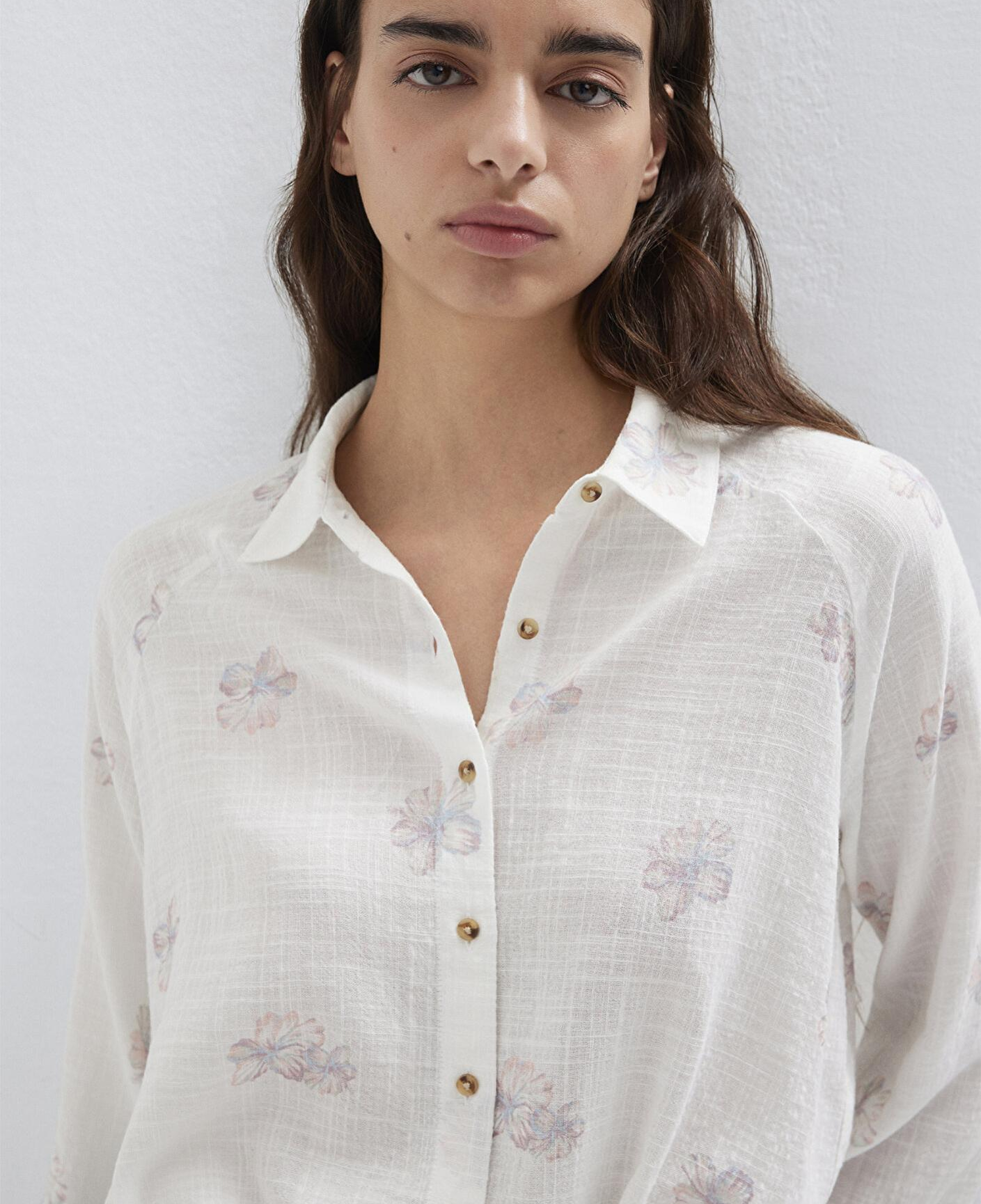 Mavi Çiçek Baskılı Ekru Gömlek Loose Fit / Bol Rahat Kesim 122514-91496