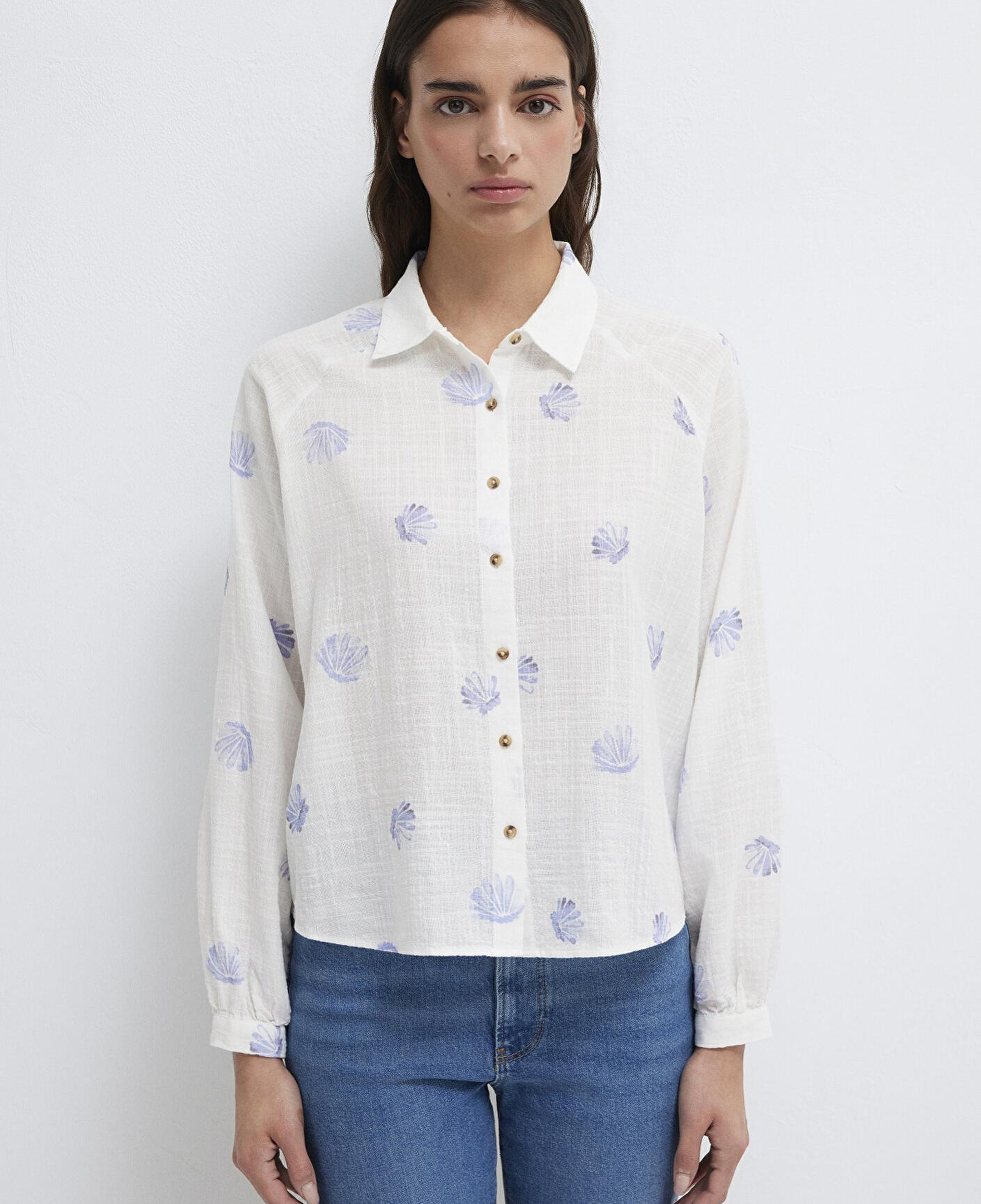 Mavi Deniz Kabuğu Baskılı Ekru Gömlek Loose Fit / Bol Rahat Kesim 122514-91497