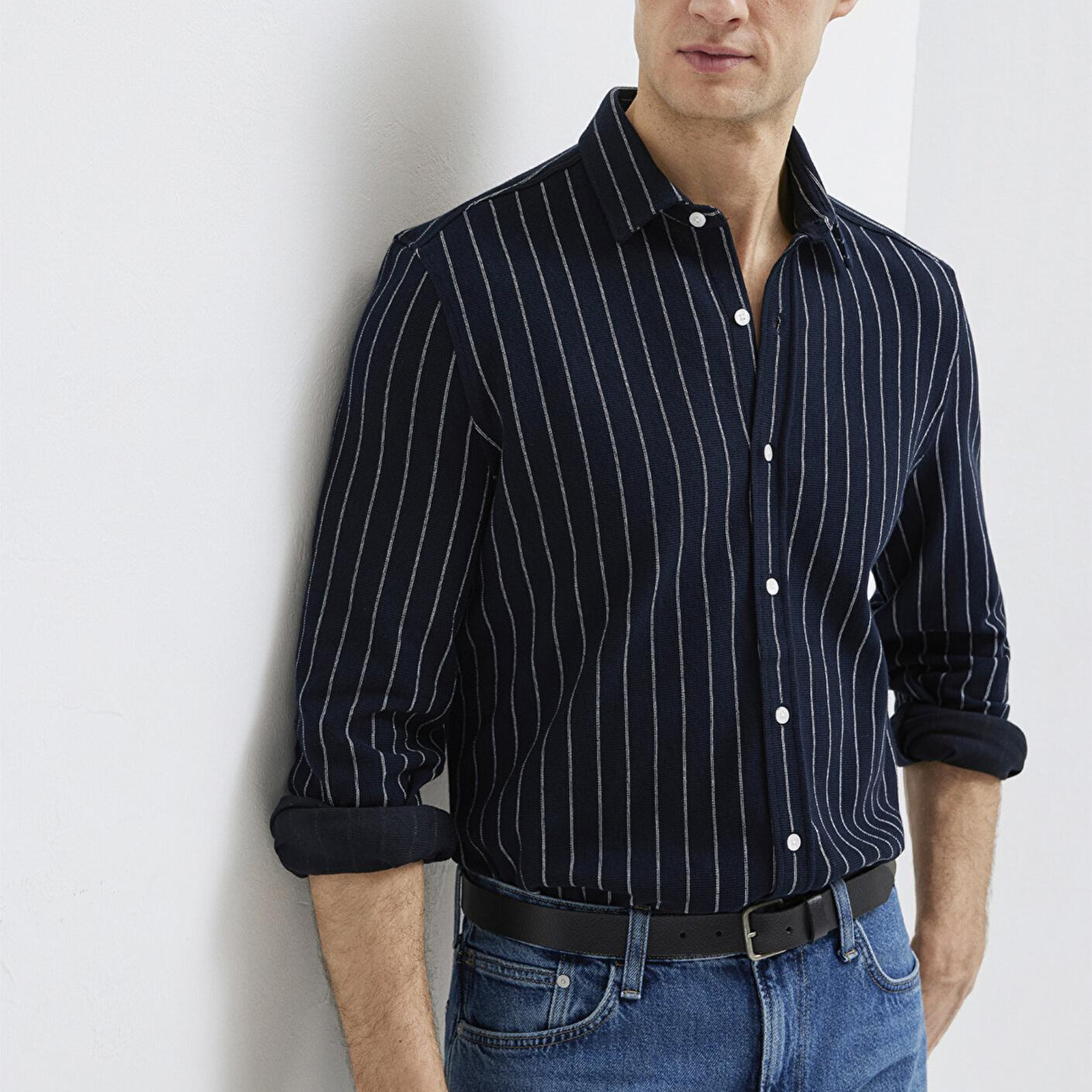 Mavi Çizgili Siyah Gömlek Regular Fit / Normal Kesim 0211998-91552