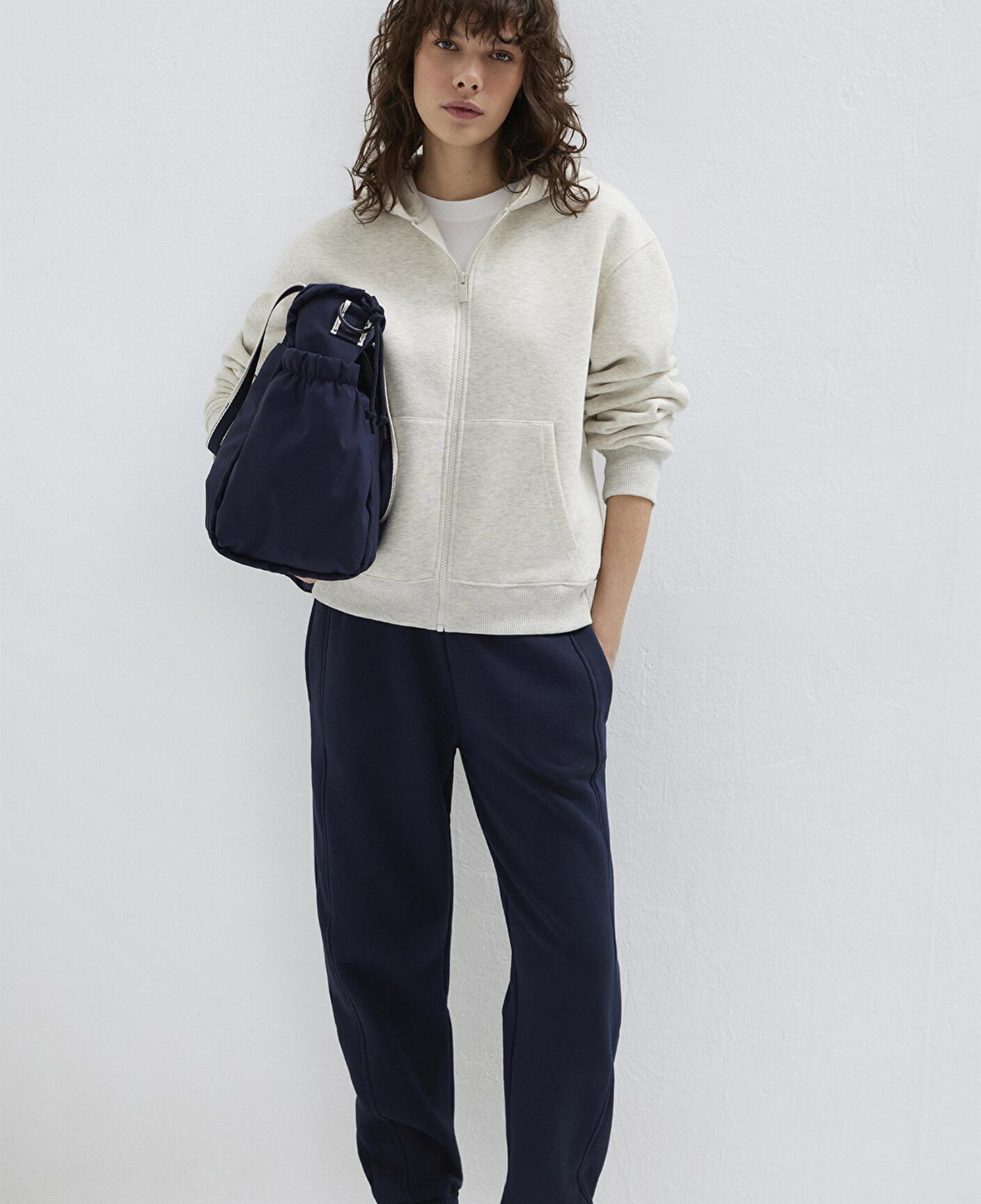 Mavi Mavi Logo Nakış Detaylı Kapüşonlu Bej Sweatshirt 1S10532-85576