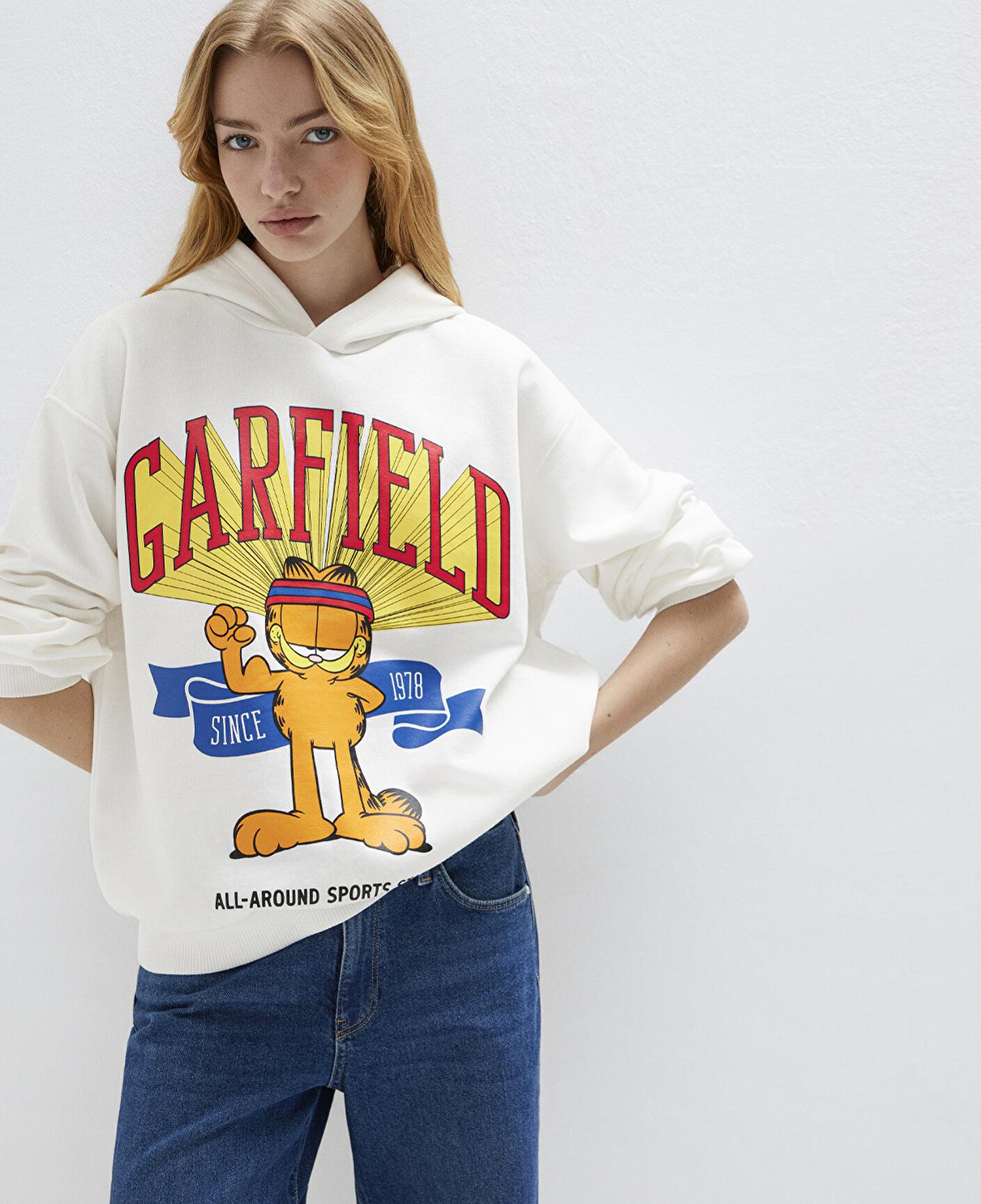 Mavi Garfield Baskılı Ekru Sweatshirt 1S10530-80194