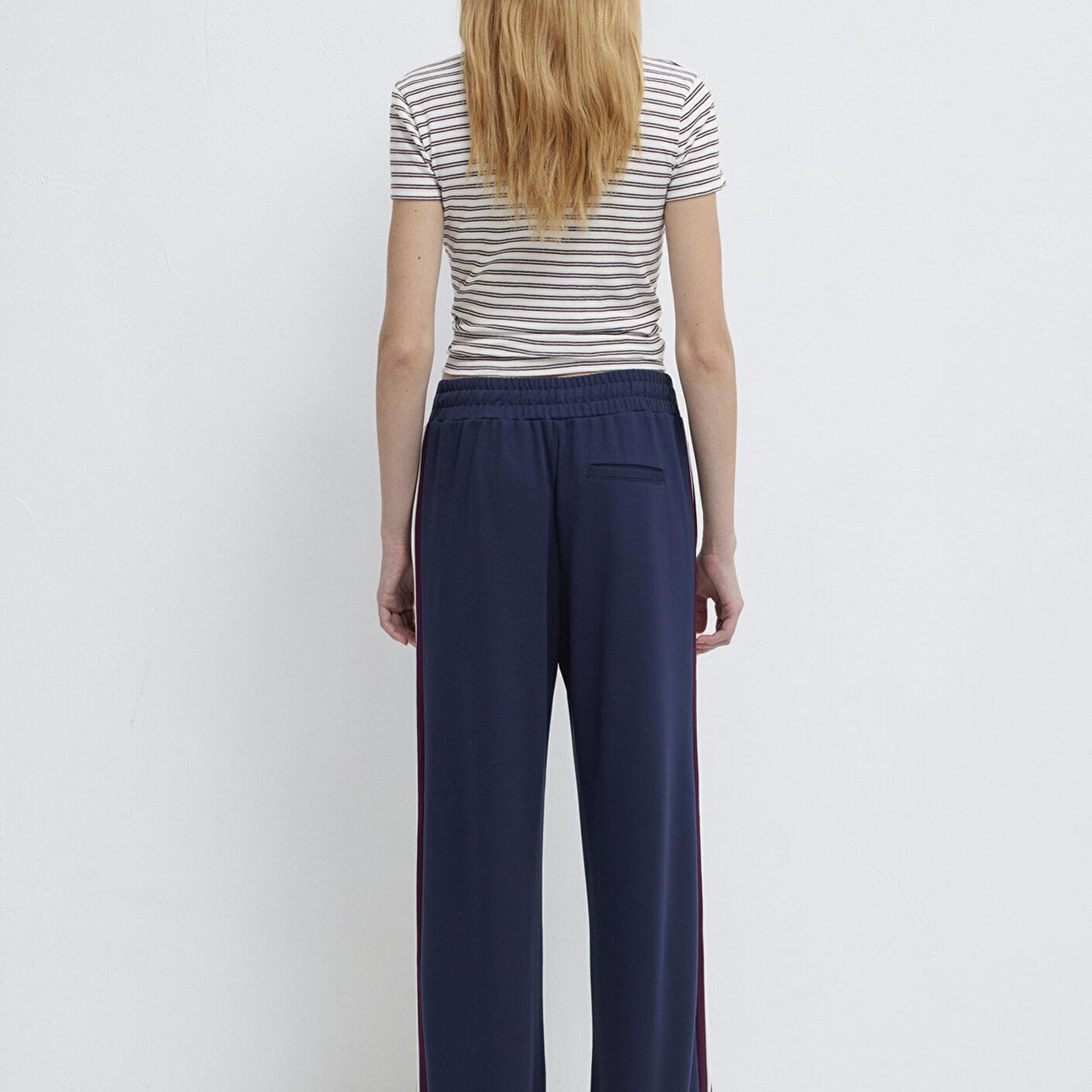 Mavi Şerit Detaylı Lacivert Eşofman Altı 1011061-82458