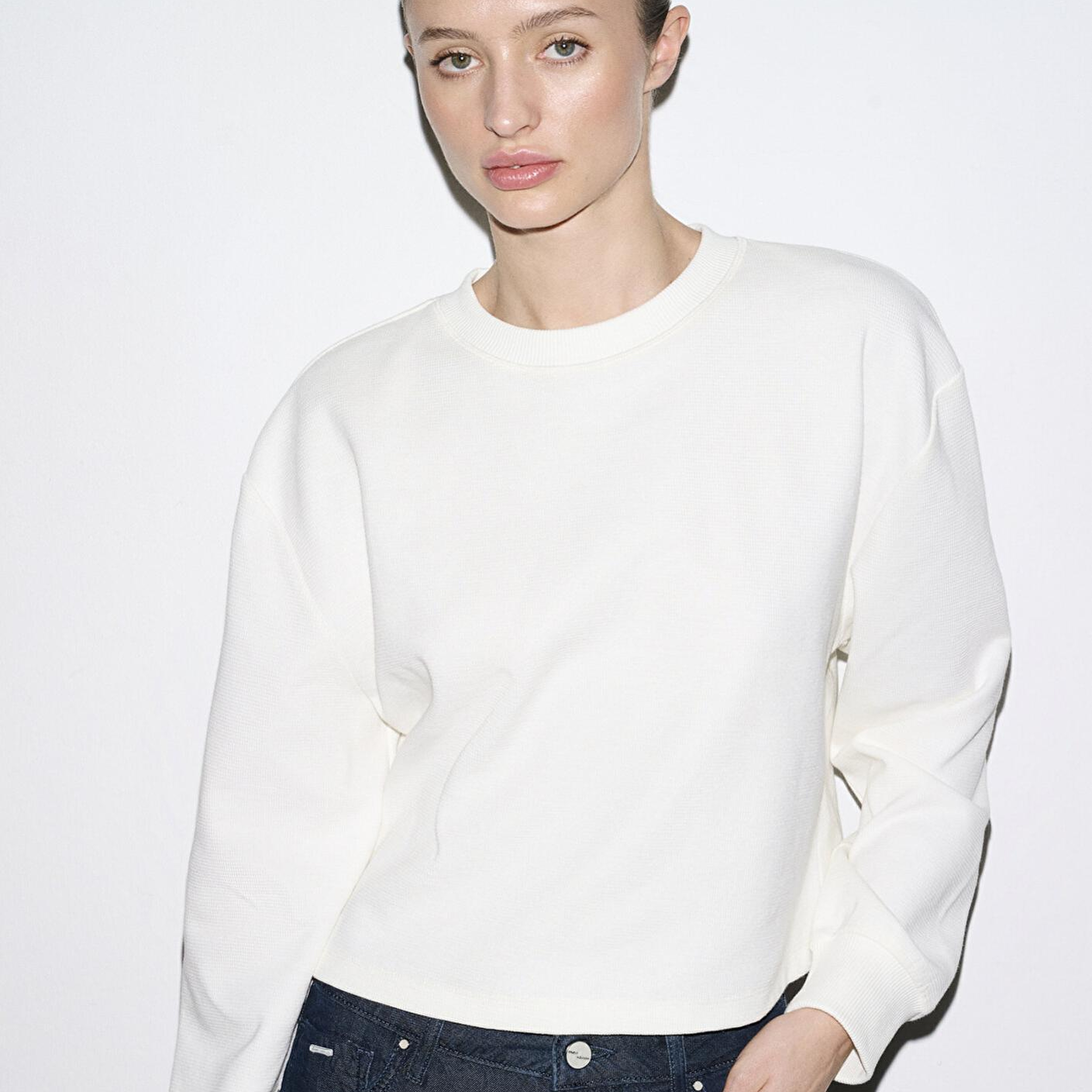 Mavi Bisiklet Yaka Ekru Sweatshirt 1S10508-70051