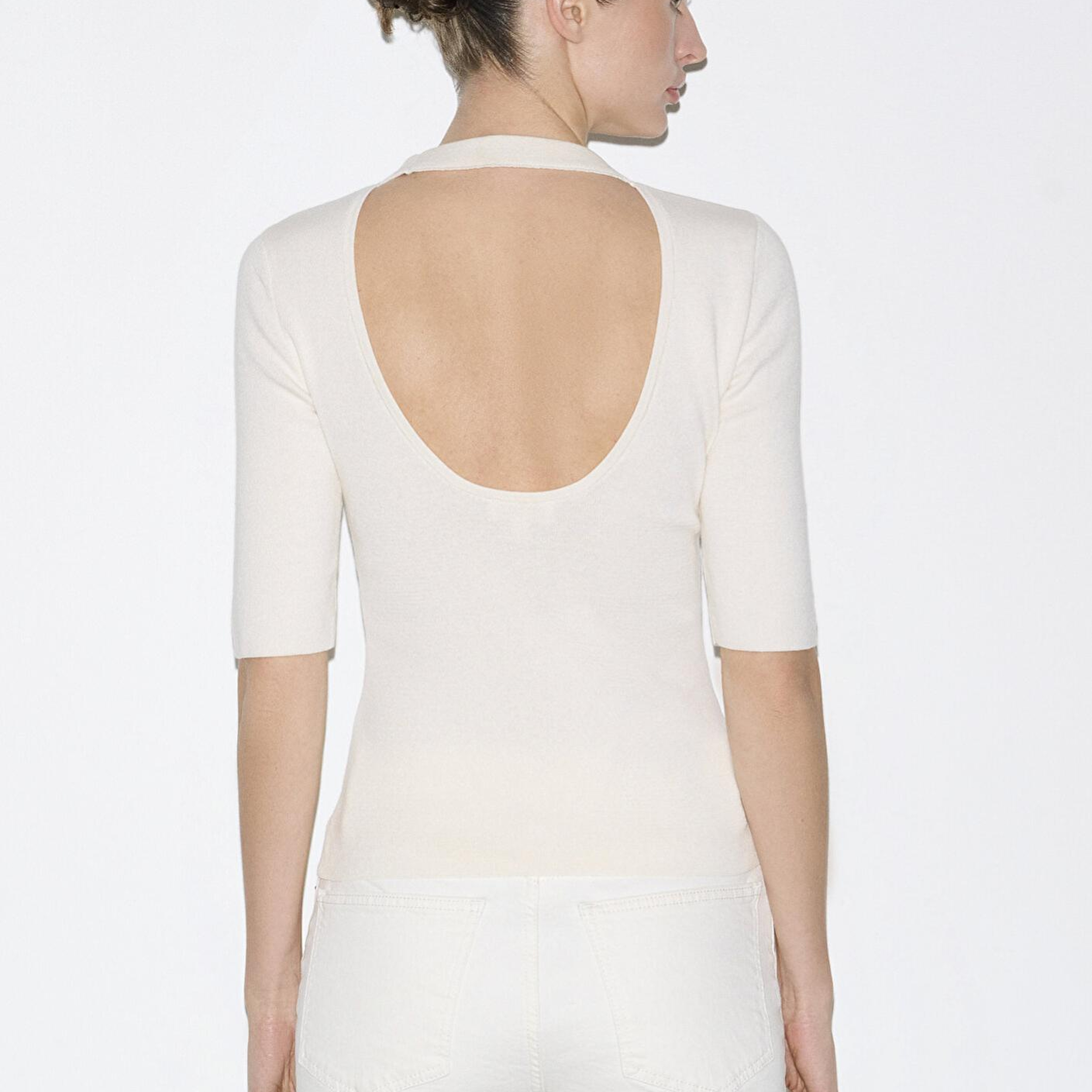 Mavi Sırt Detaylı Ekru Triko Fitted / Vücuda Oturan Kesim 1710862-70051