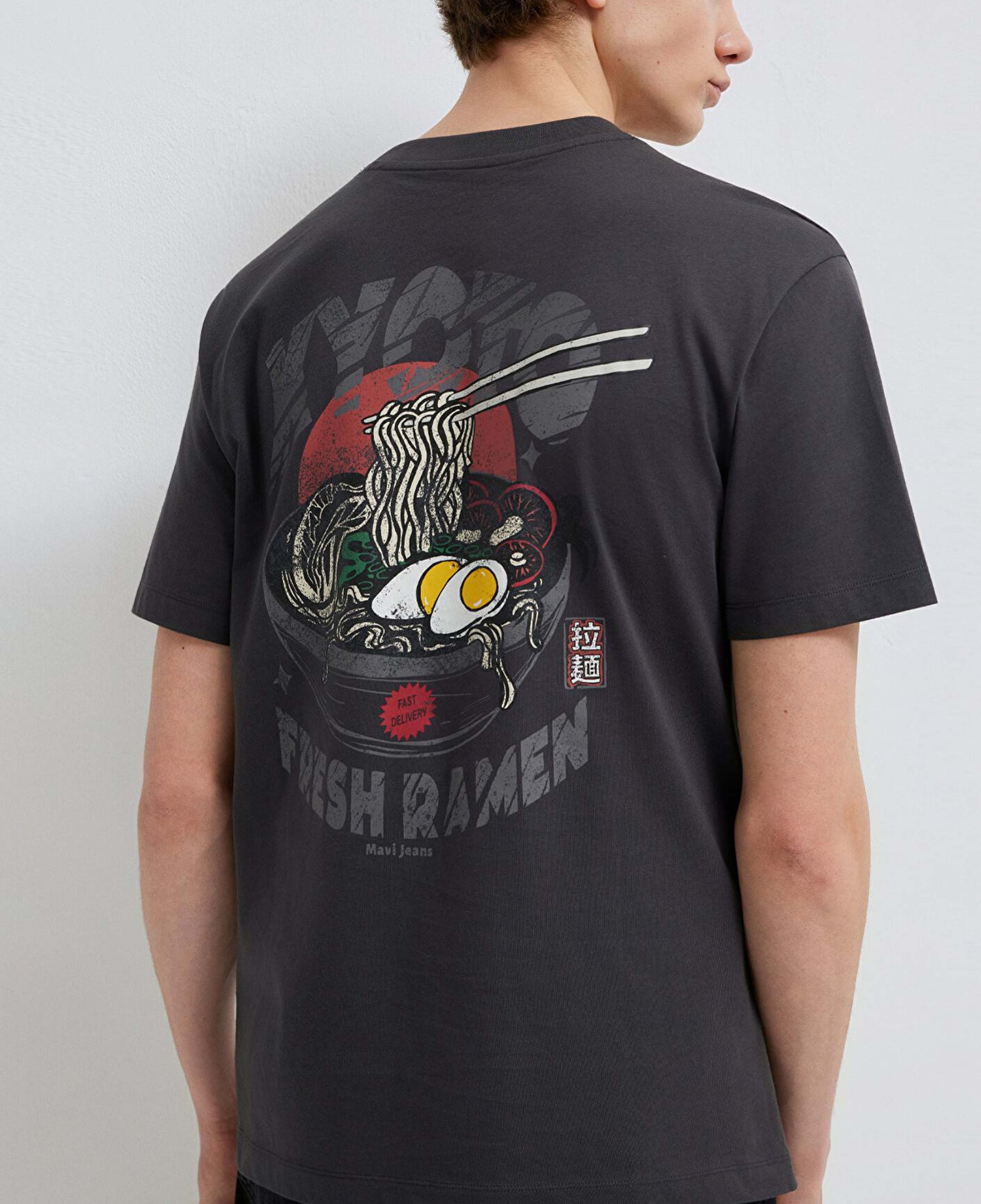 Mavi Ramen Baskılı Antrasit Tişört Loose Fit / Bol Rahat Kesim 0613299-70087