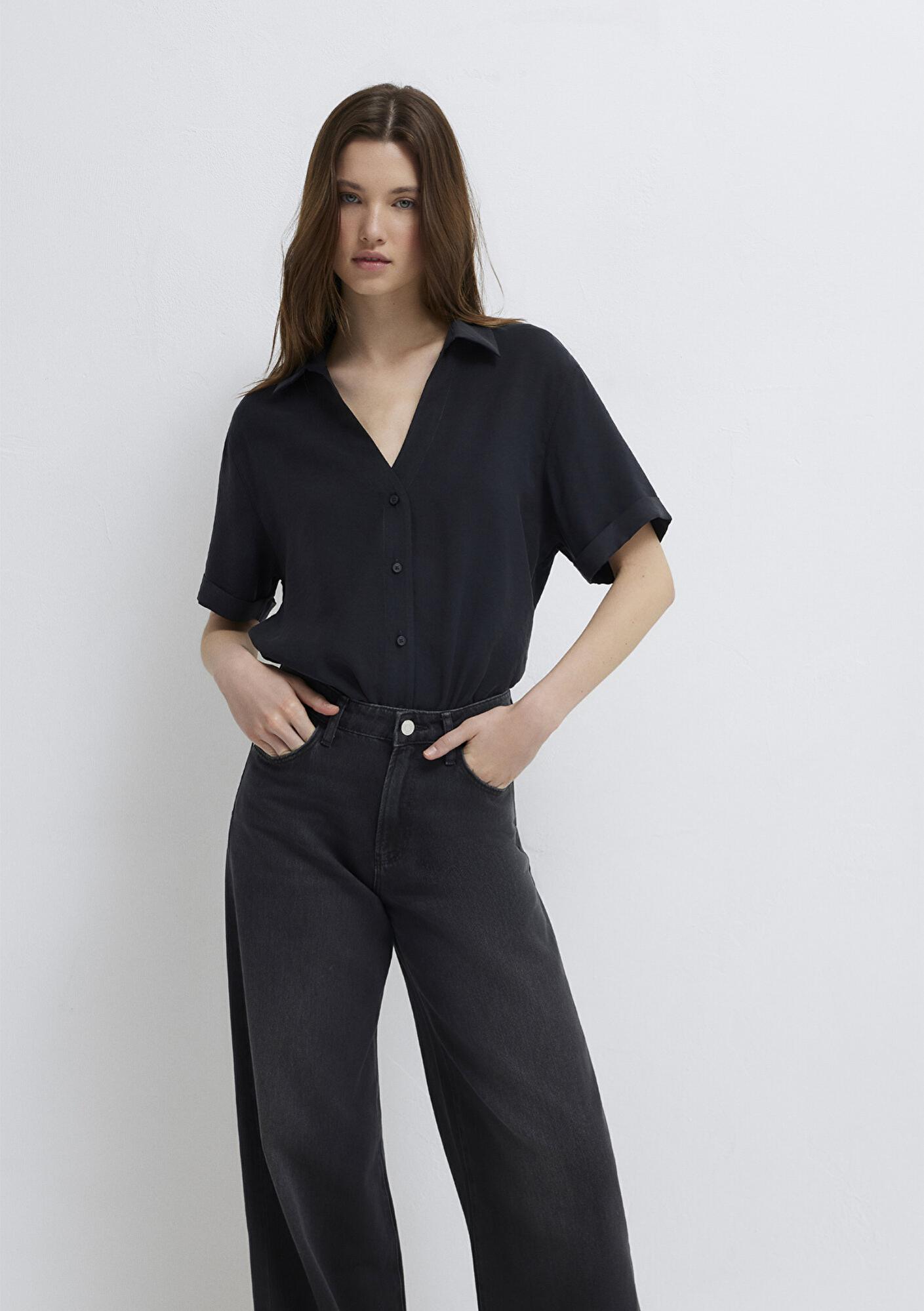 Mavi Kısa Kollu Siyah Gömlek Loose Fit / Bol Rahat Kesim 1211358-900