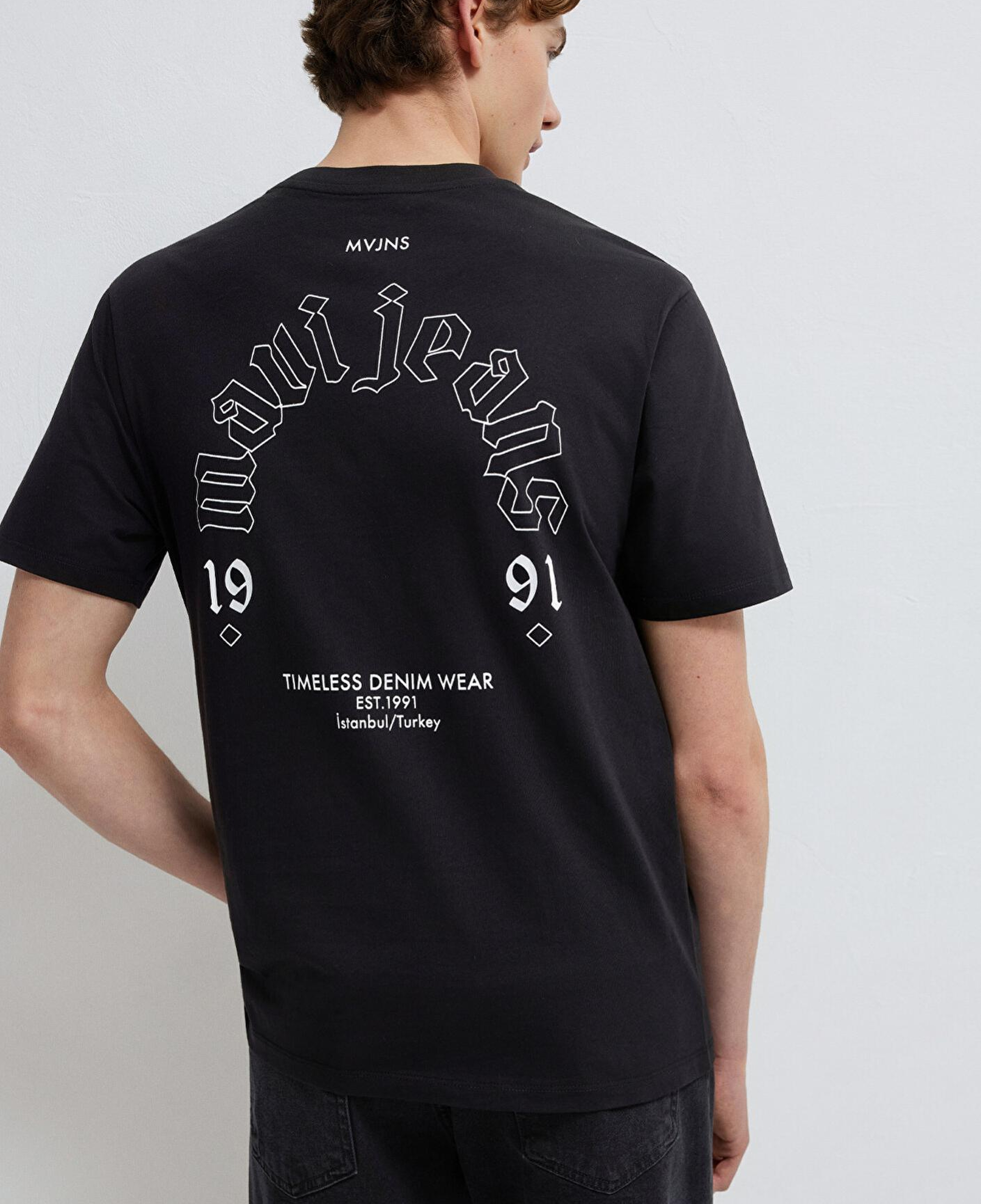 Mavi Mavi Jeans Baskılı Siyah Tişört Loose Fit / Bol Rahat Kesim 0613201-900