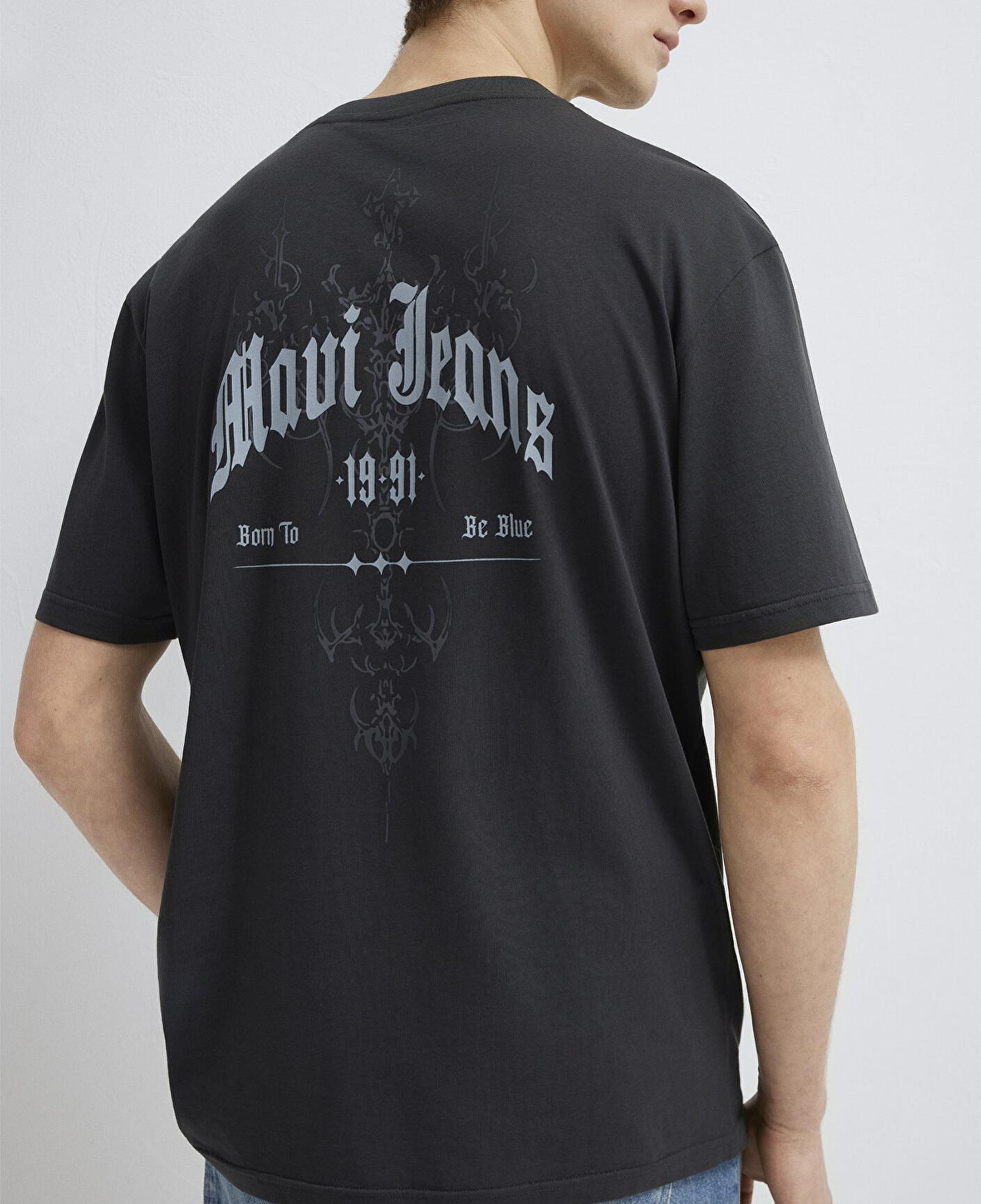 Mavi Mavi Jeans Baskılı Antrasit Tişört Loose Fit / Bol Rahat Kesim 0613212-70087