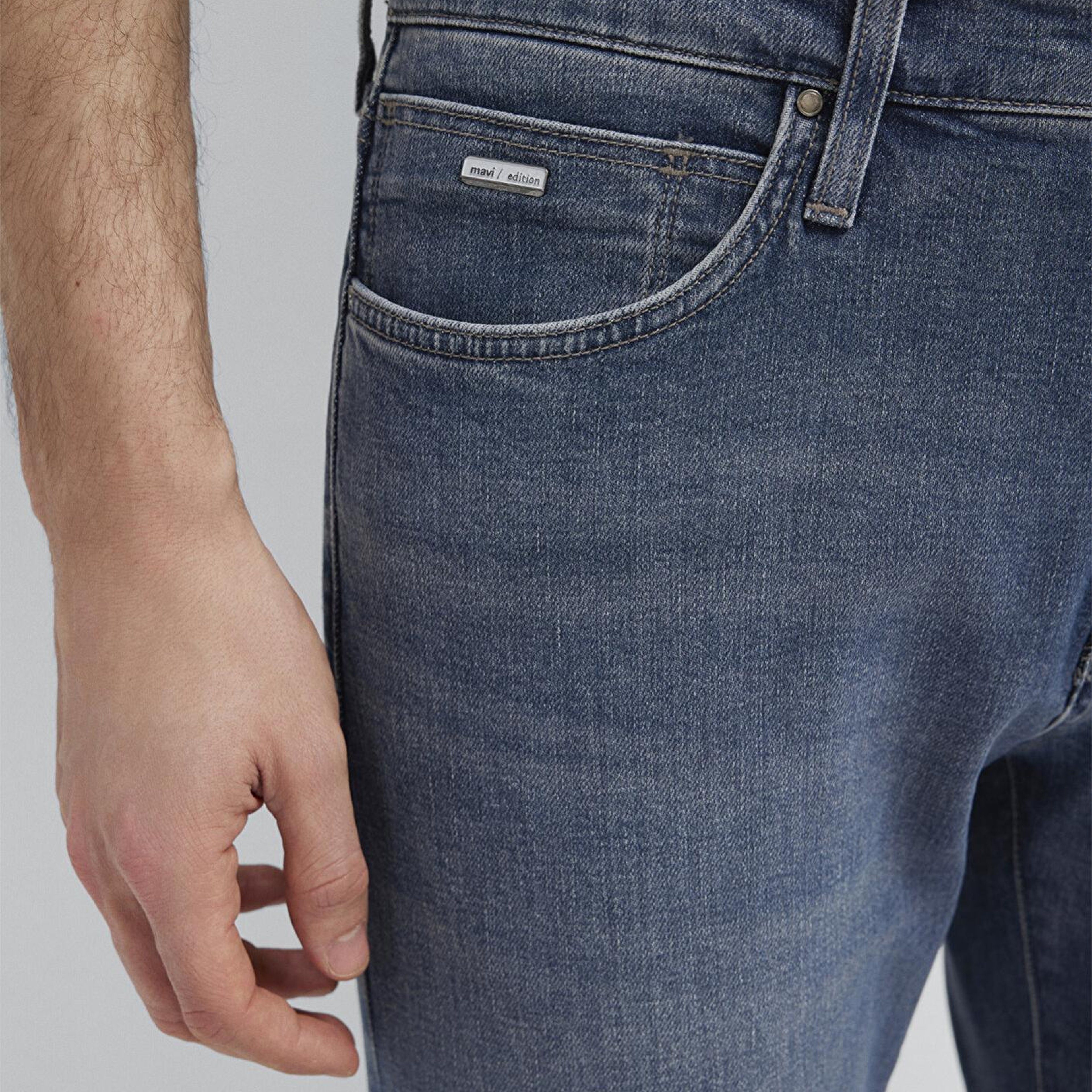 Mavi Jake Mavi Edition Puslu Vintage Koyu Mavi Jean Pantolon 00422A2984