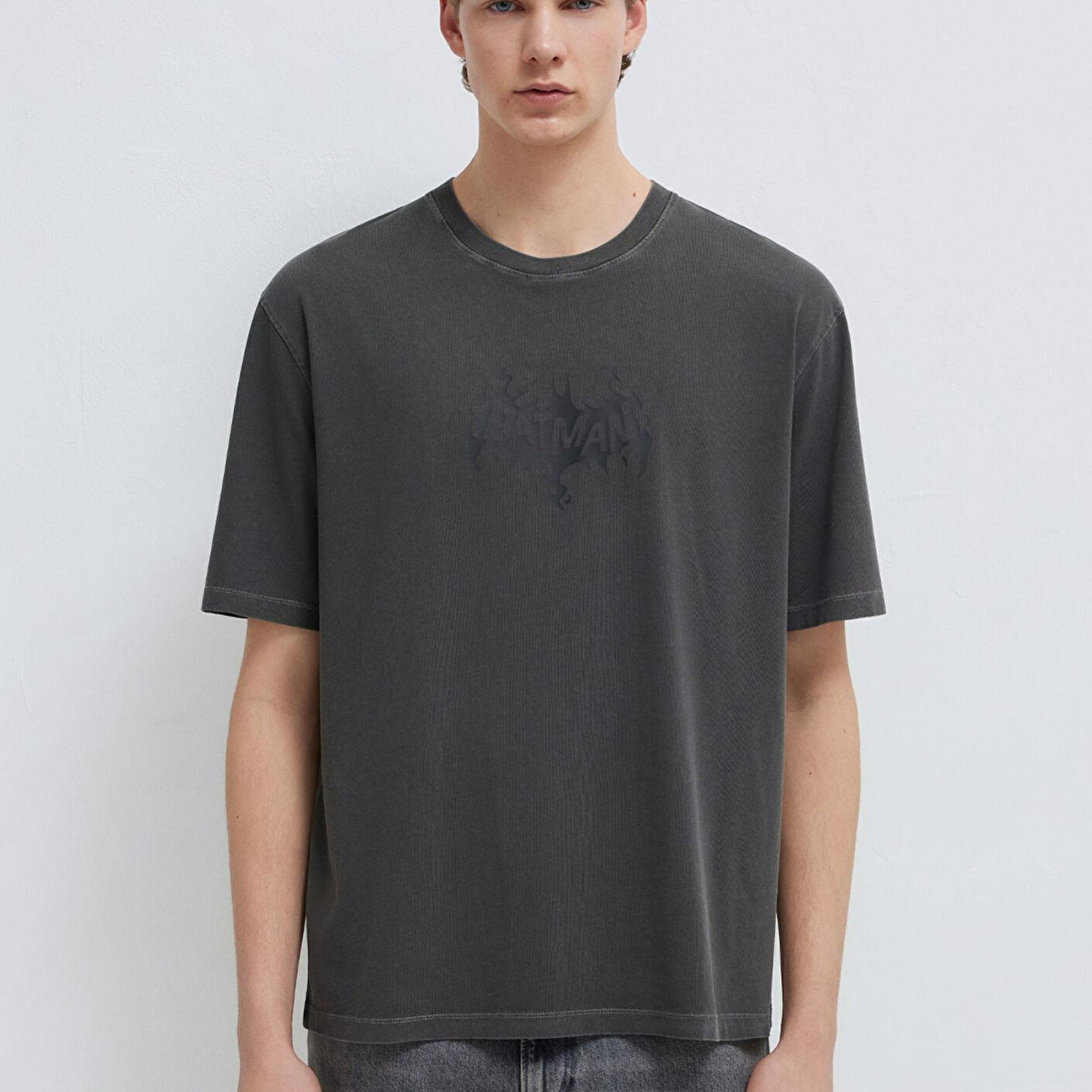 Mavi Batman Baskılı Antrasit Tişört Relaxed Fit / Rahat Kesim 0613203-900