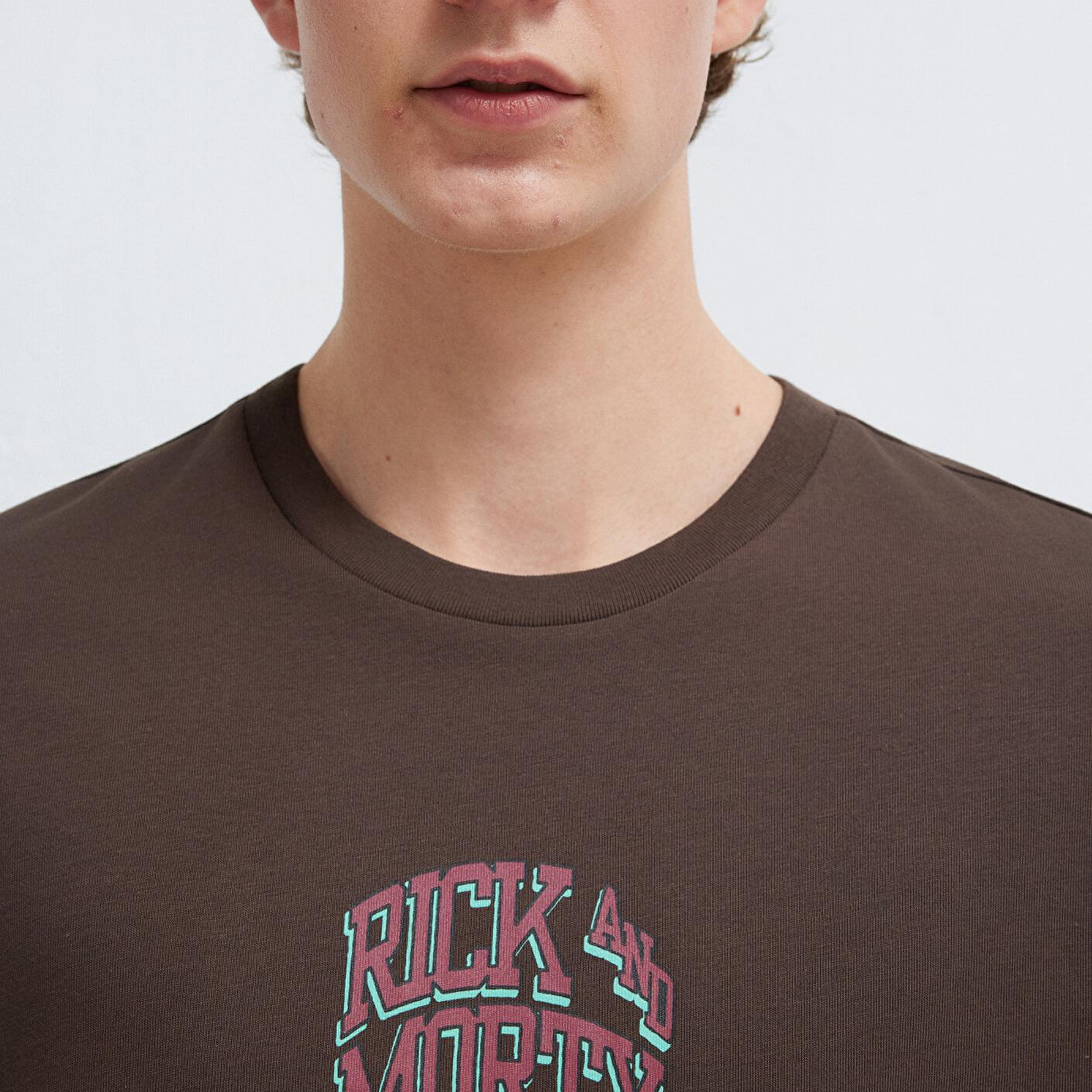 Mavi Rick and Morty Baskılı Kahverengi Tişört Loose Fit / Bol Rahat Kesim 0613205-70251