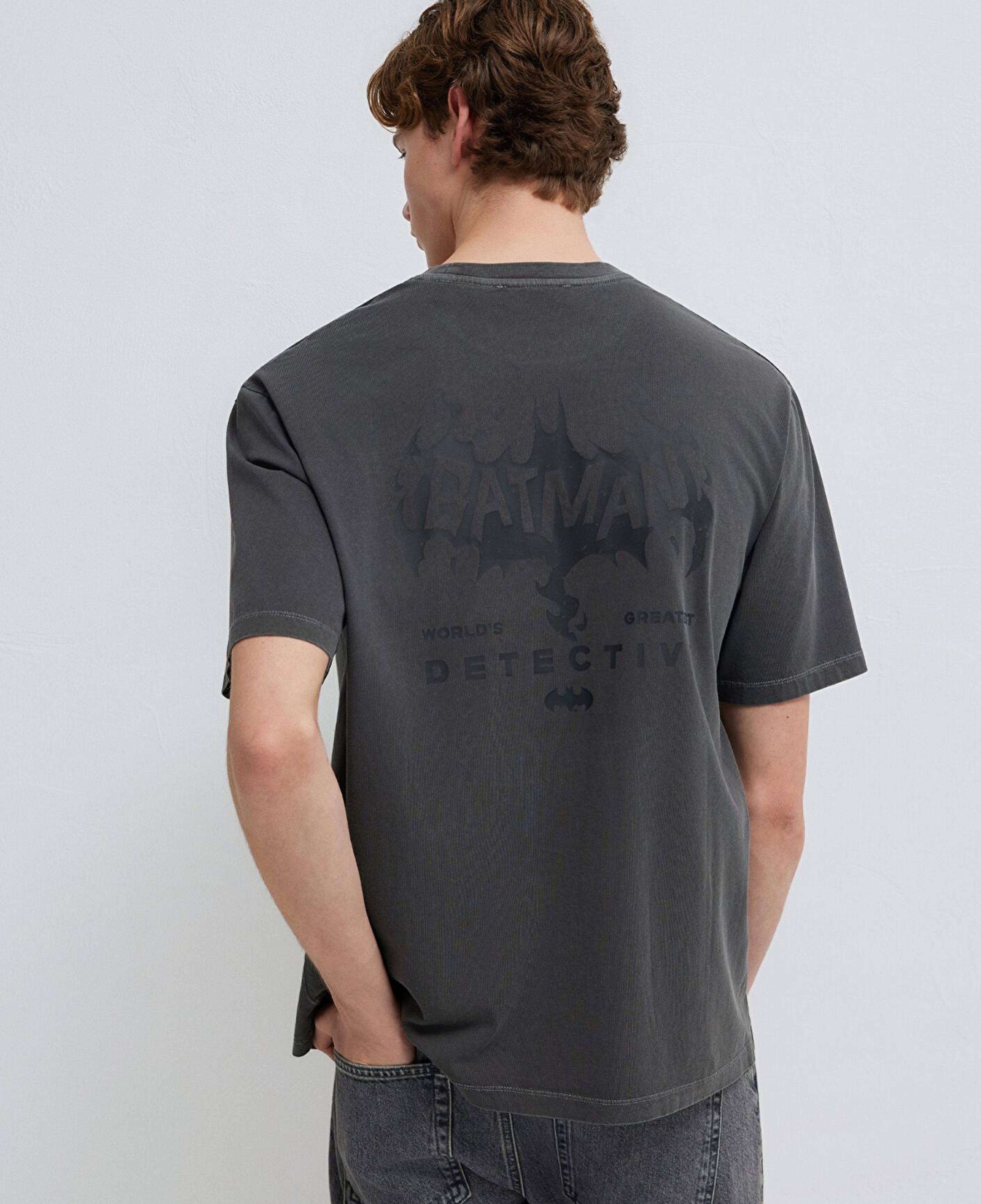 Mavi Batman Baskılı Antrasit Tişört Relaxed Fit / Rahat Kesim 0613203-900