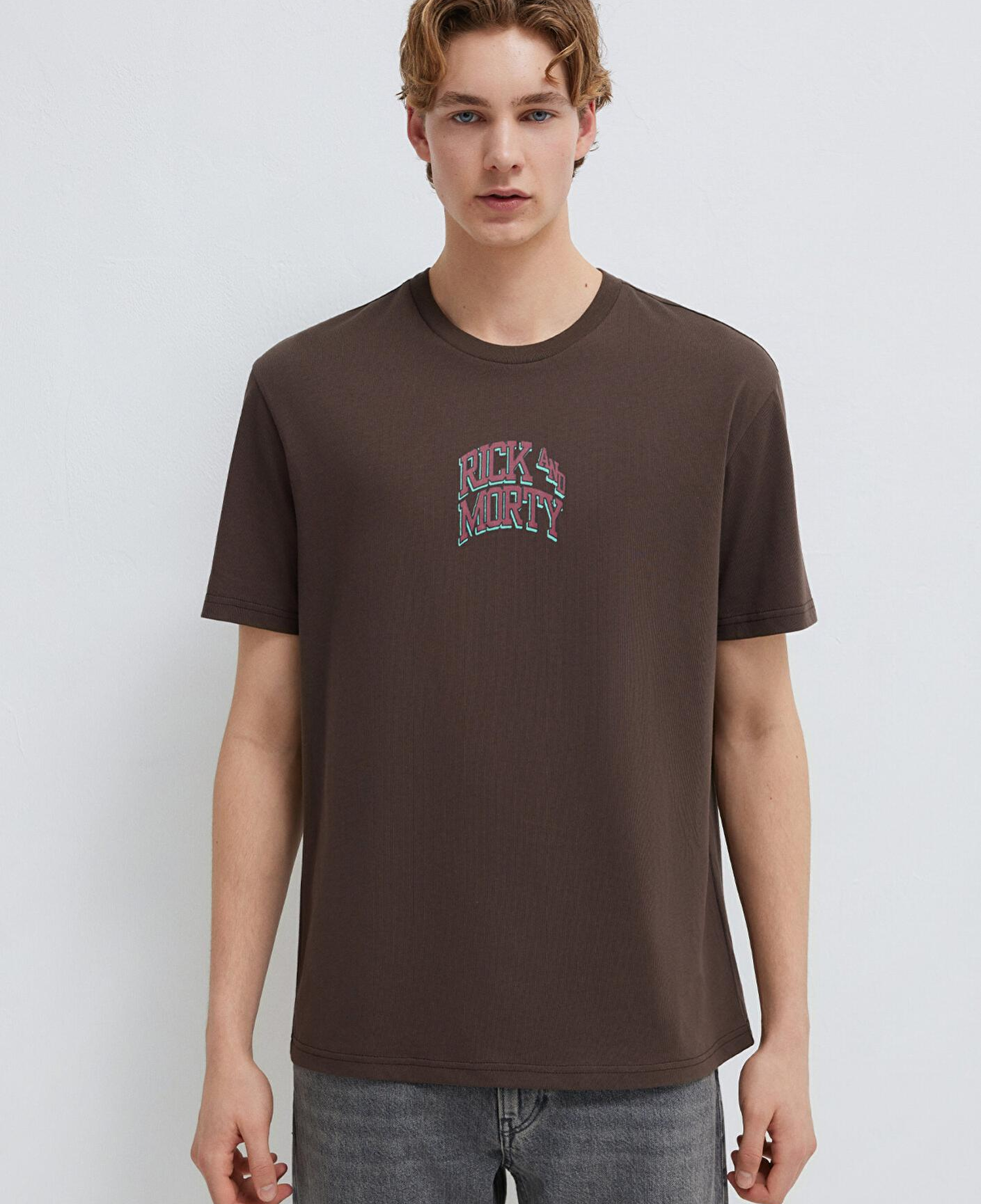 Mavi Rick and Morty Baskılı Kahverengi Tişört Loose Fit / Bol Rahat Kesim 0613205-70251