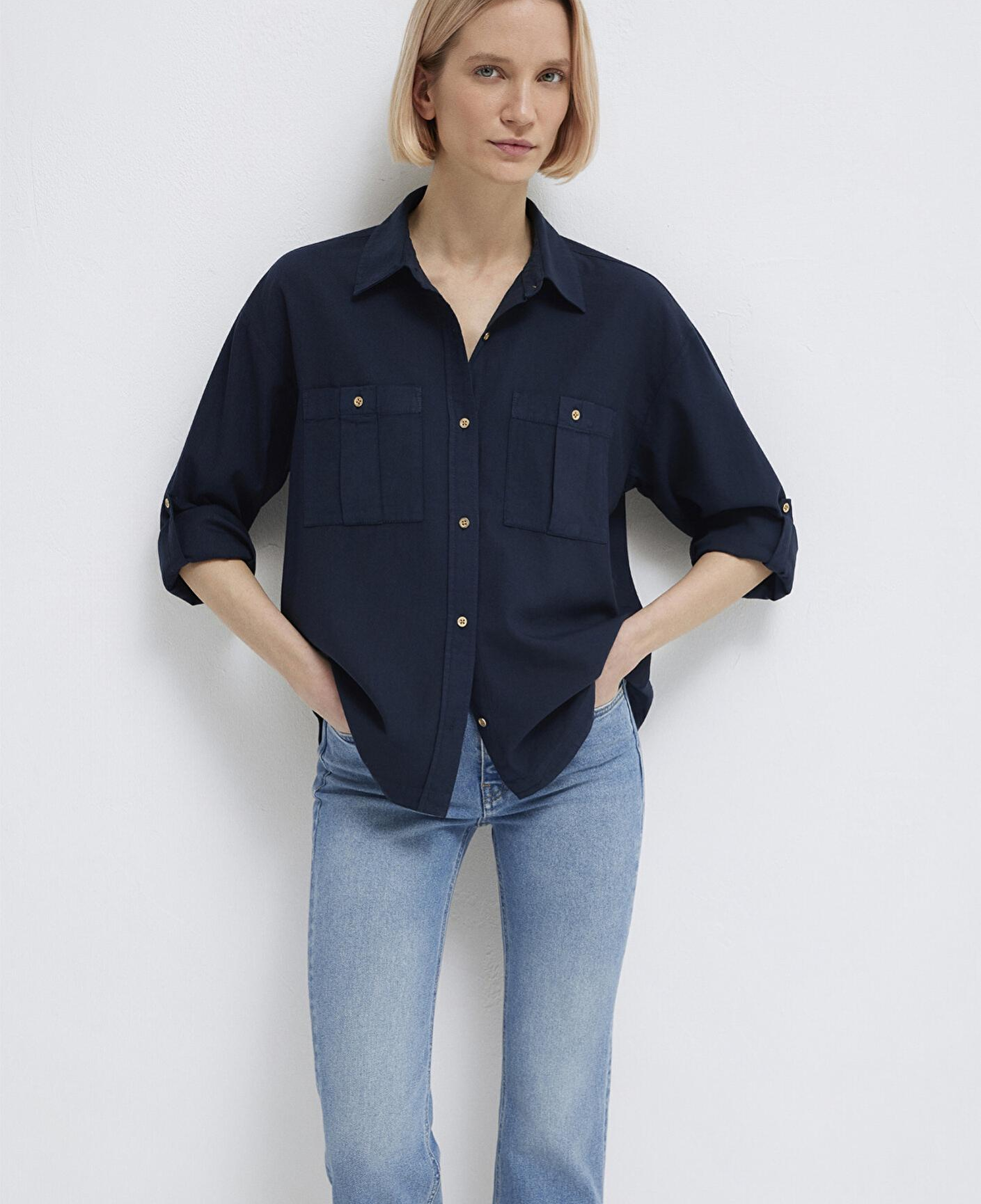 Mavi Düğme Detaylı Lacivert Gömlek Loose Fit / Bol Rahat Kesim 1211383-70492