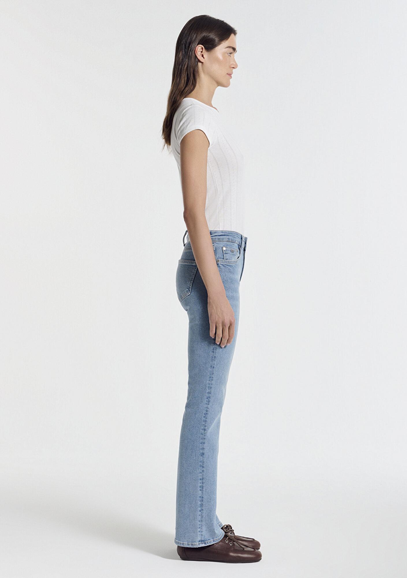 Mavi Molly Premium Blue Açık Mavi Jean Pantolon 10136A1548