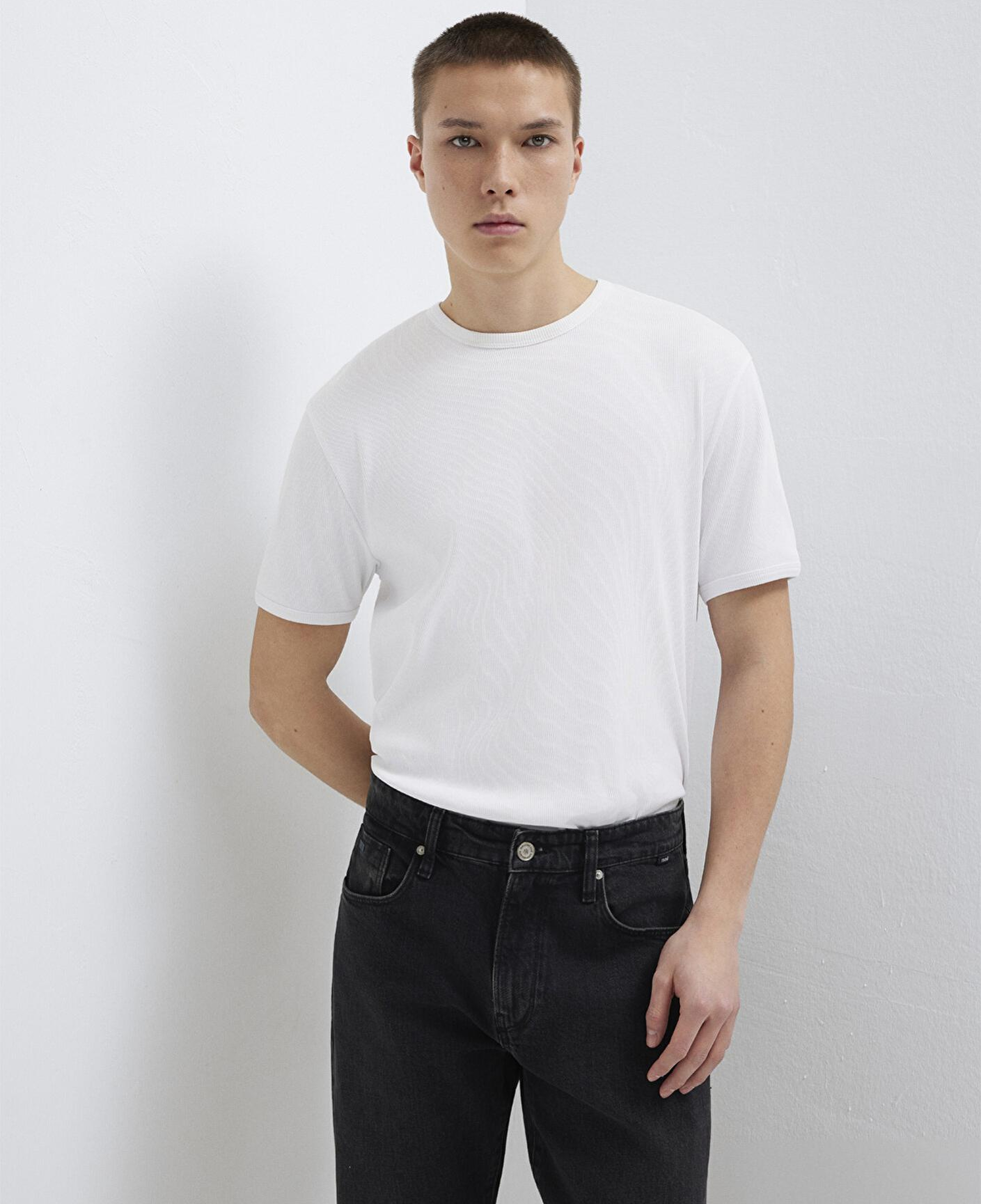 Mavi Beyaz Basic Tişört Fitted / Vücuda Oturan Kesim 0613176-620