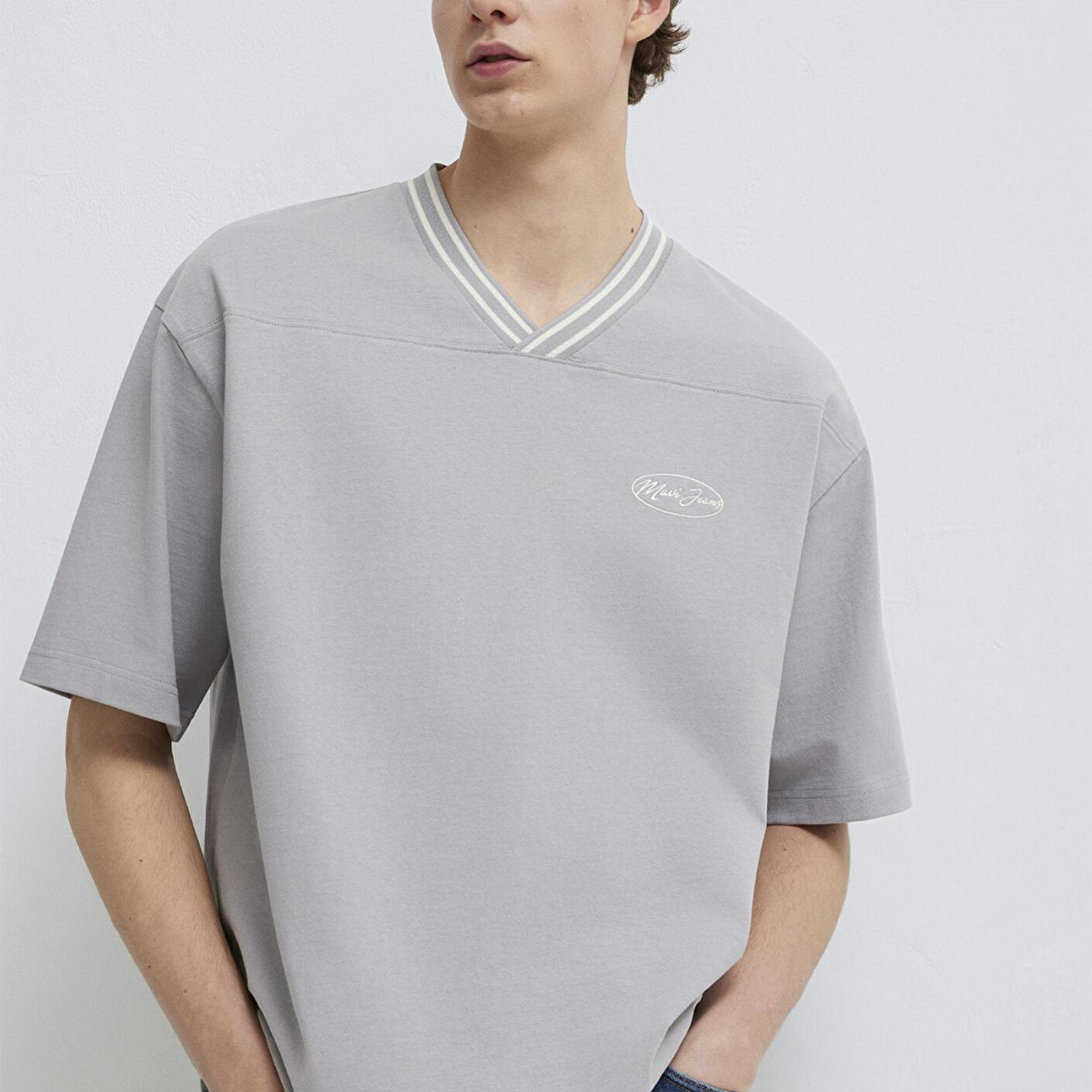 Mavi Mavi Jeans Nakışlı V Yaka Gri Tişört Oversize / Geniş Kesim 0613171-80615