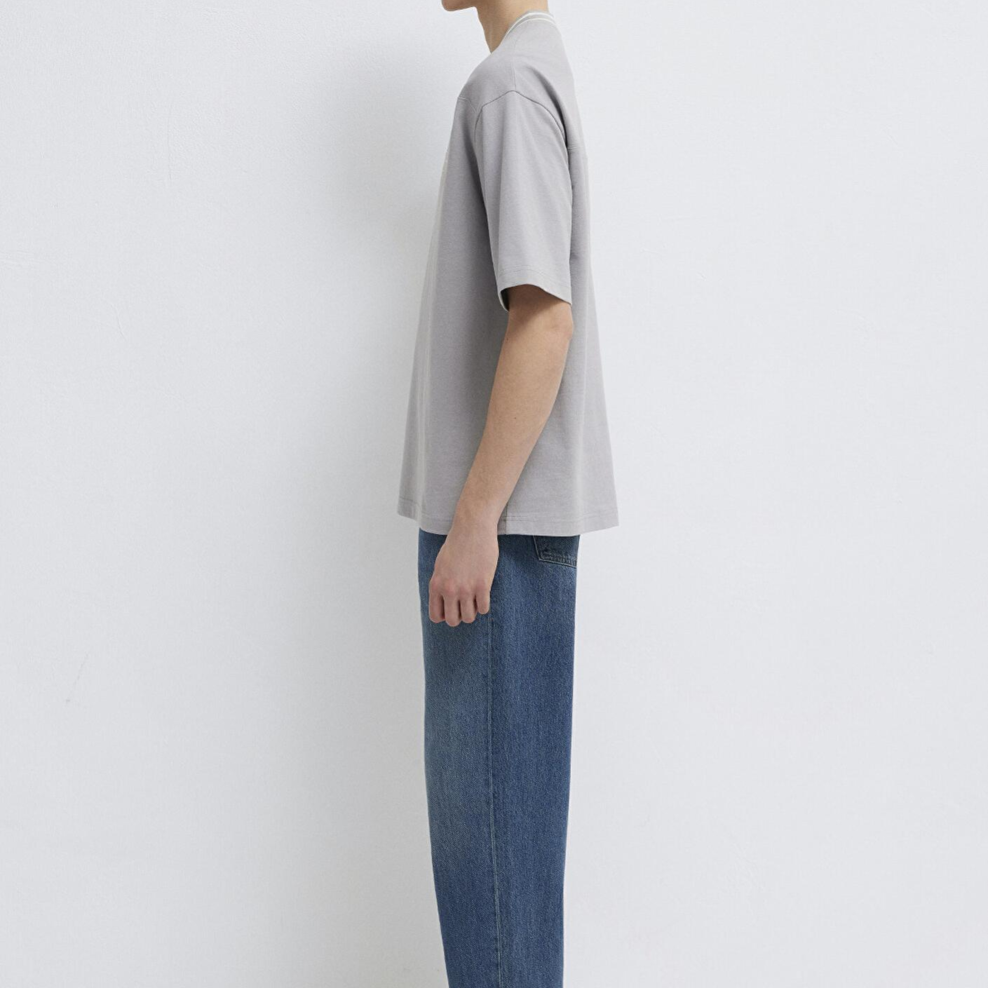 Mavi Mavi Jeans Nakışlı V Yaka Gri Tişört Oversize / Geniş Kesim 0613171-80615