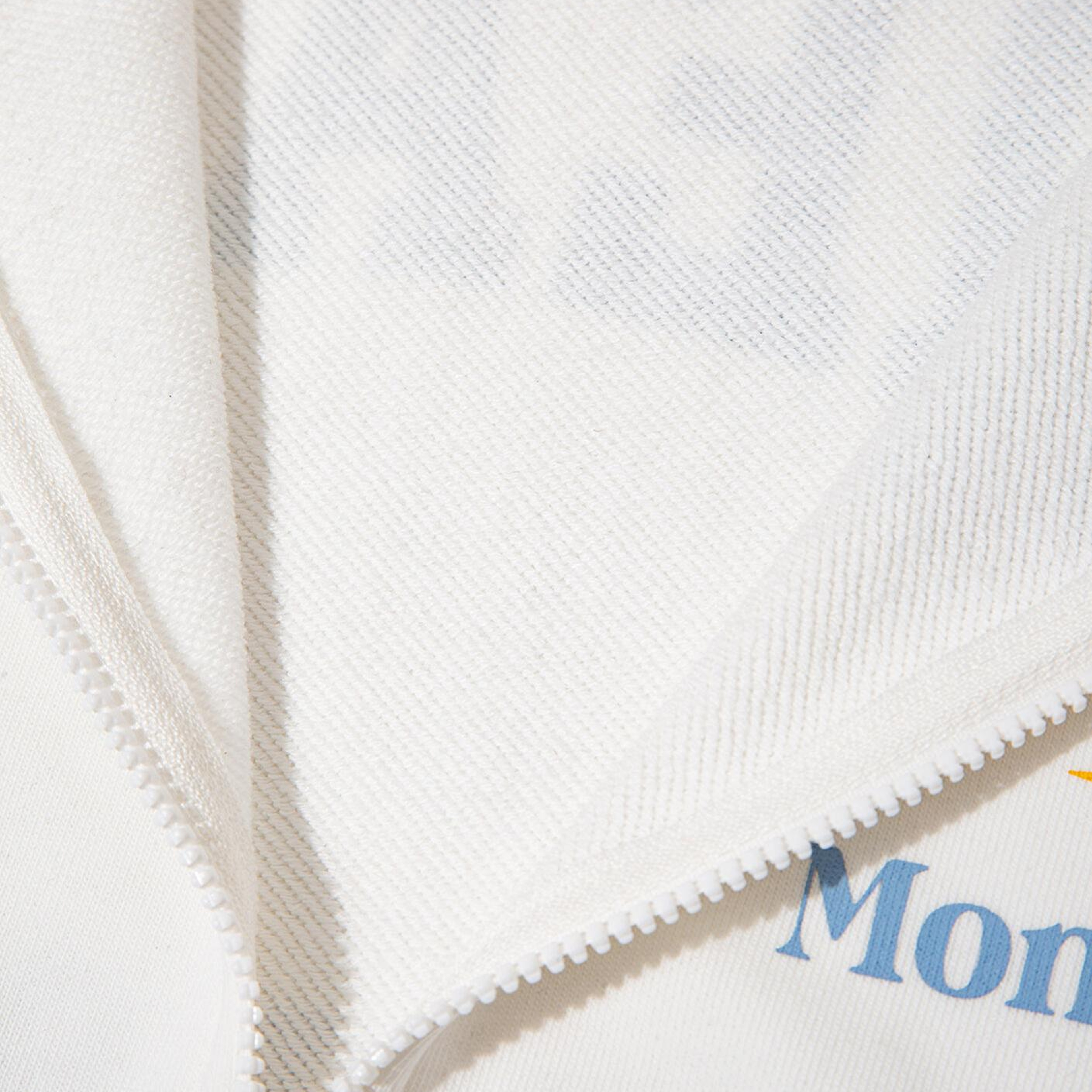 Mavi Baskılı Kapüşonlu Ekru Sweatshirt 6S10165-70057