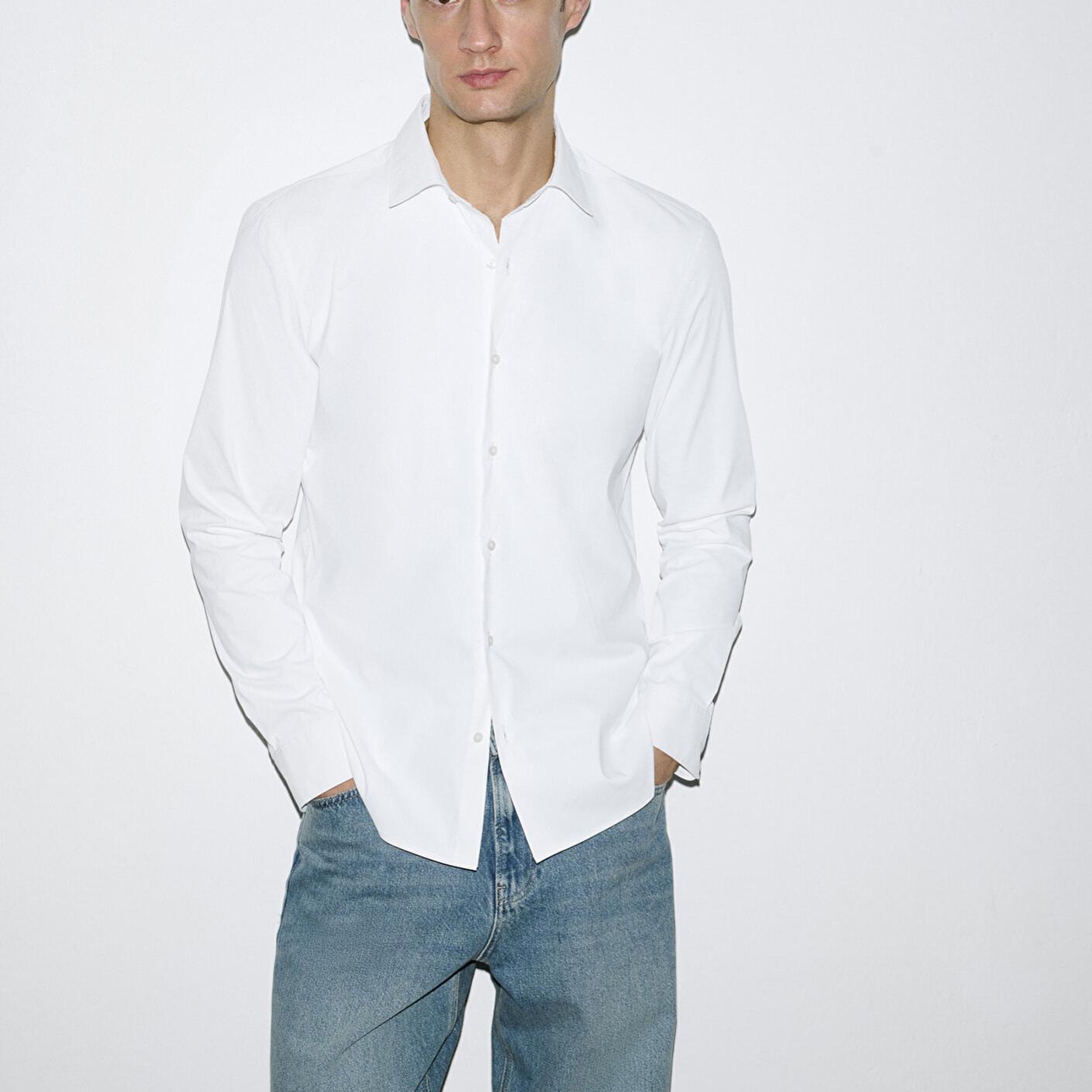 Mavi Hafif ve Esnek Beyaz Travel Gömlek Regular Fit / Normal Kesim 0211812-620