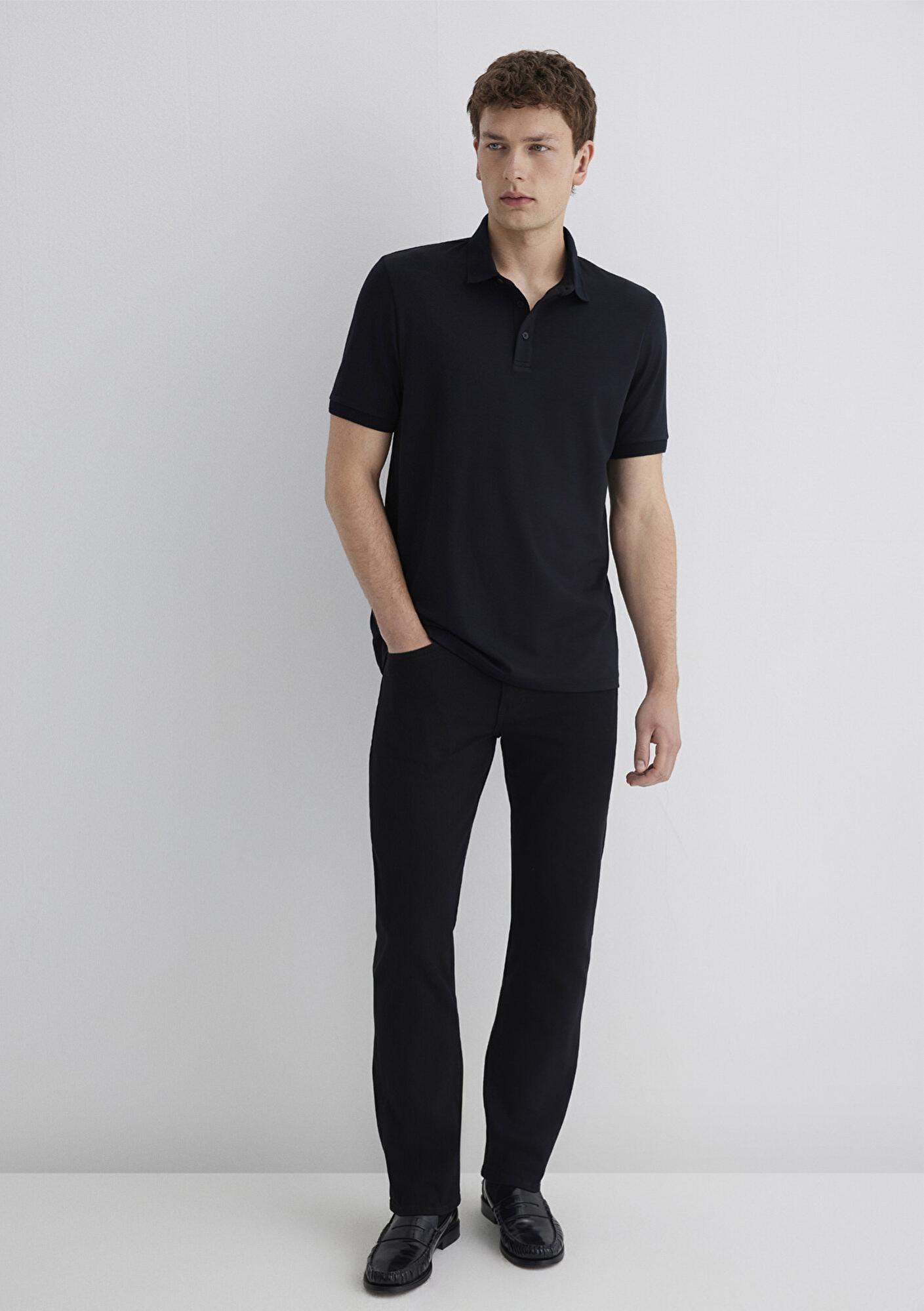 Mavi Soft-Premium Siyah Polo Tişört Slim Fit / Dar Kesim 0613006-900