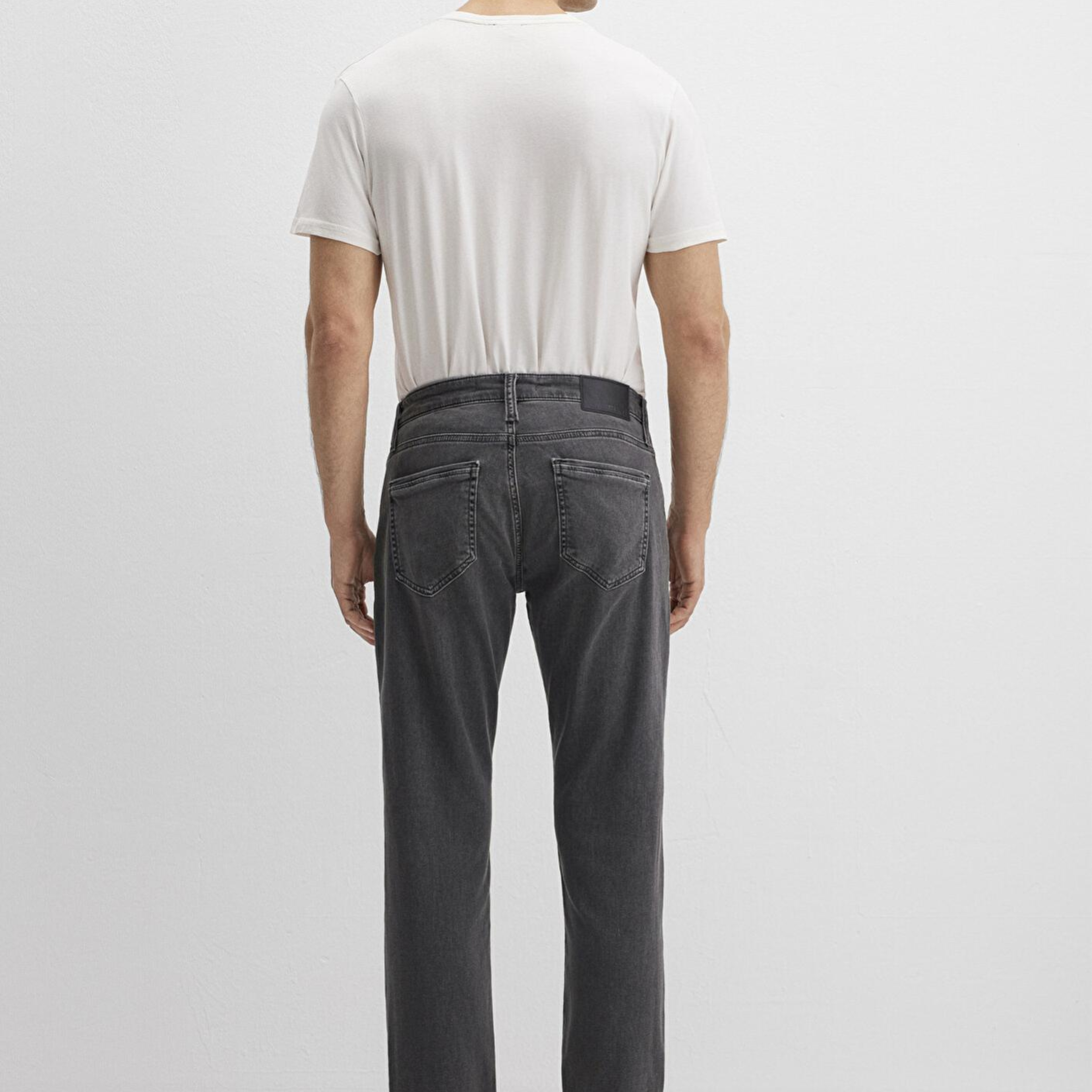 Mavi Marcus Sporty Koyu Gri Smoke Jean Pantolon 0035189134