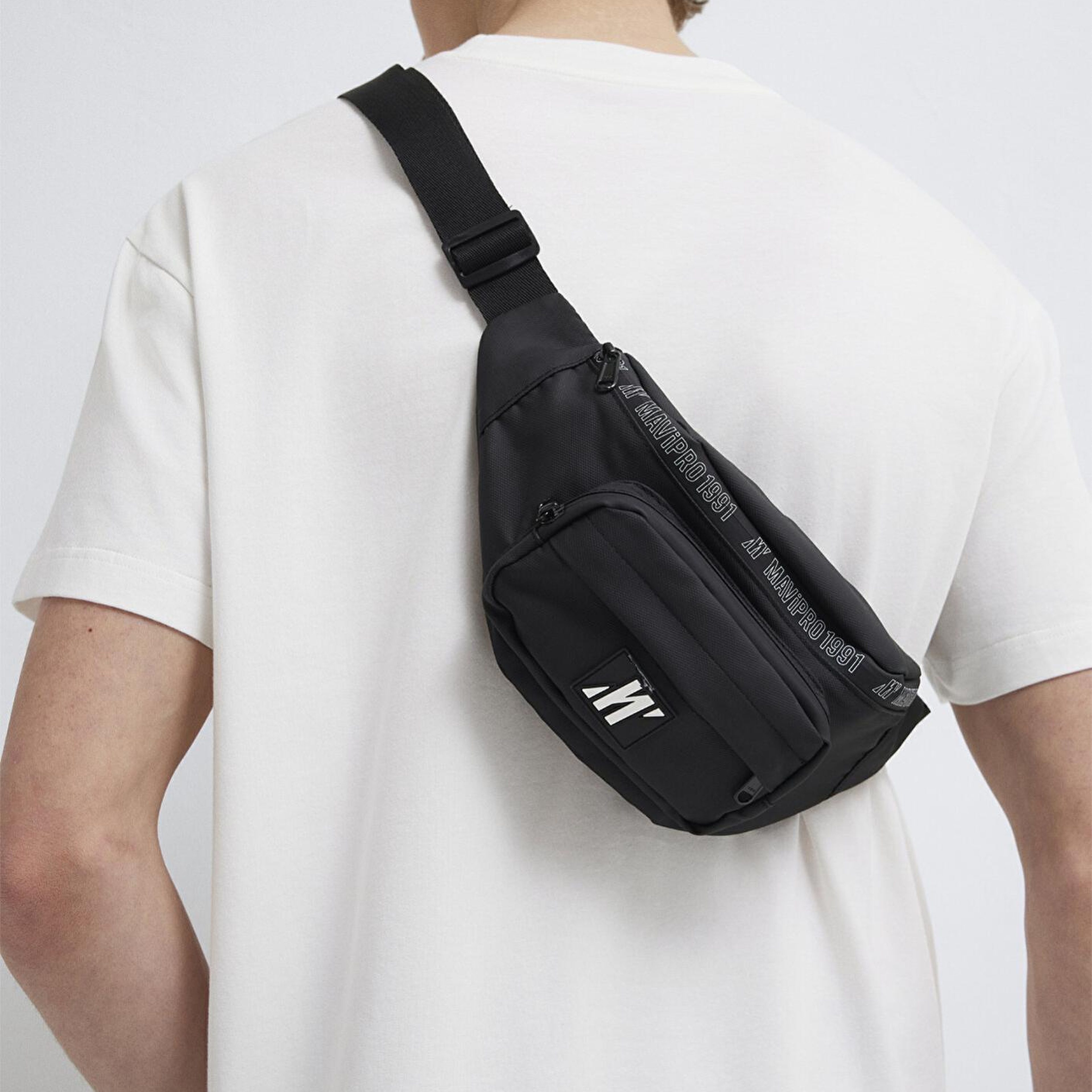 Mavi Mavi Pro Detaylı Siyah Bel Çantası 0911566-900