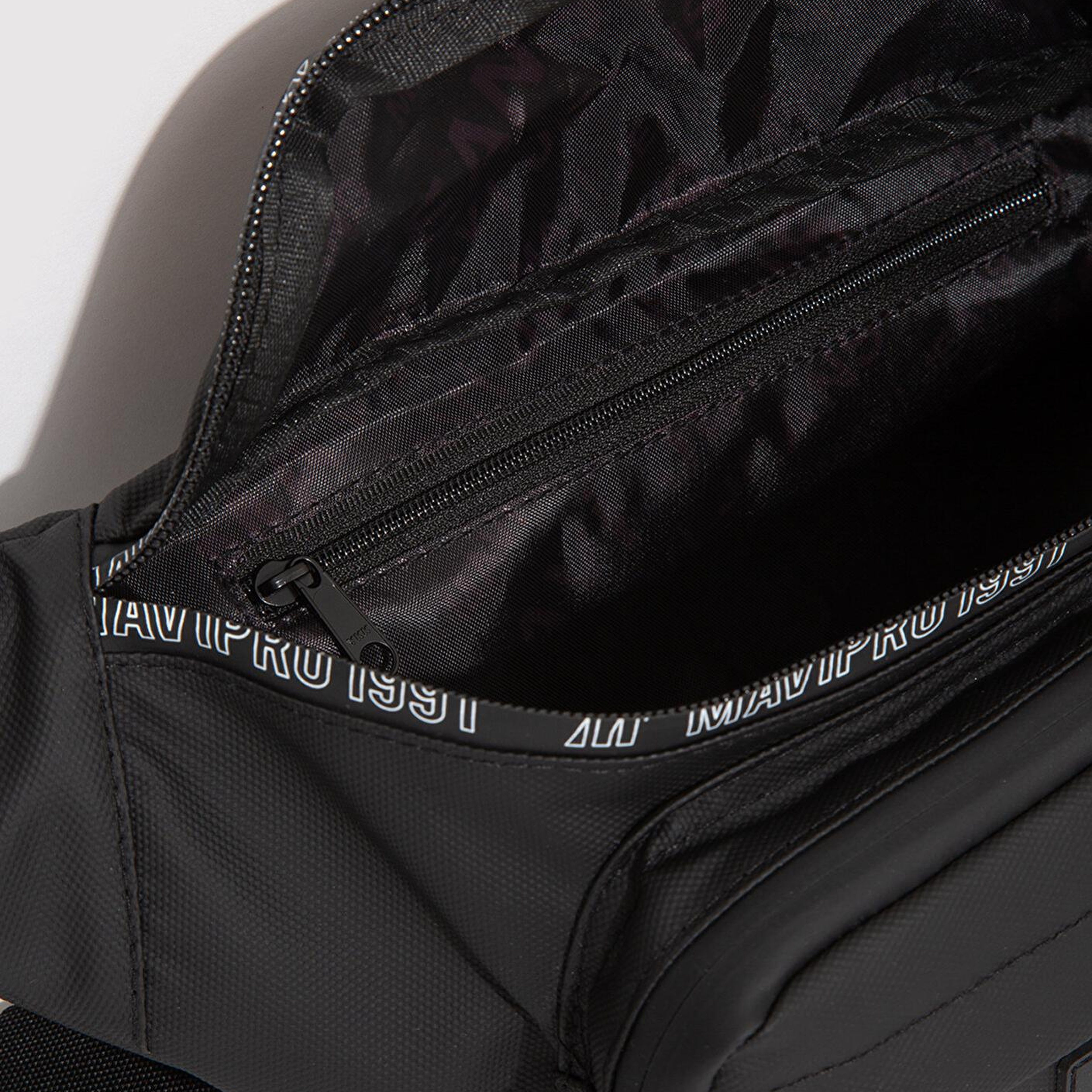 Mavi Mavi Pro Detaylı Siyah Bel Çantası 0911566-900