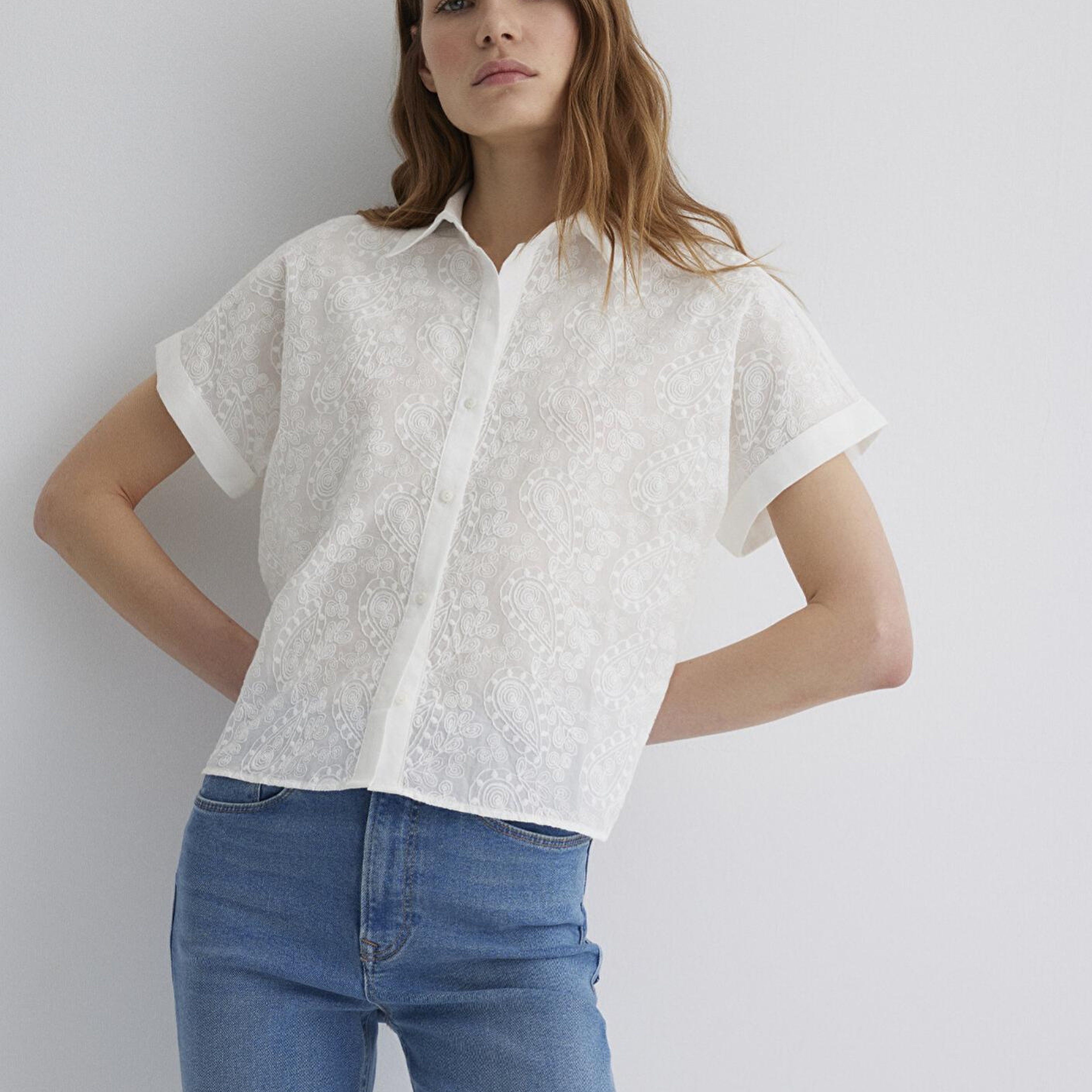 Mavi Nakış Detaylı Ekru Gömlek Regular Fit / Normal Kesim 1210740-70057