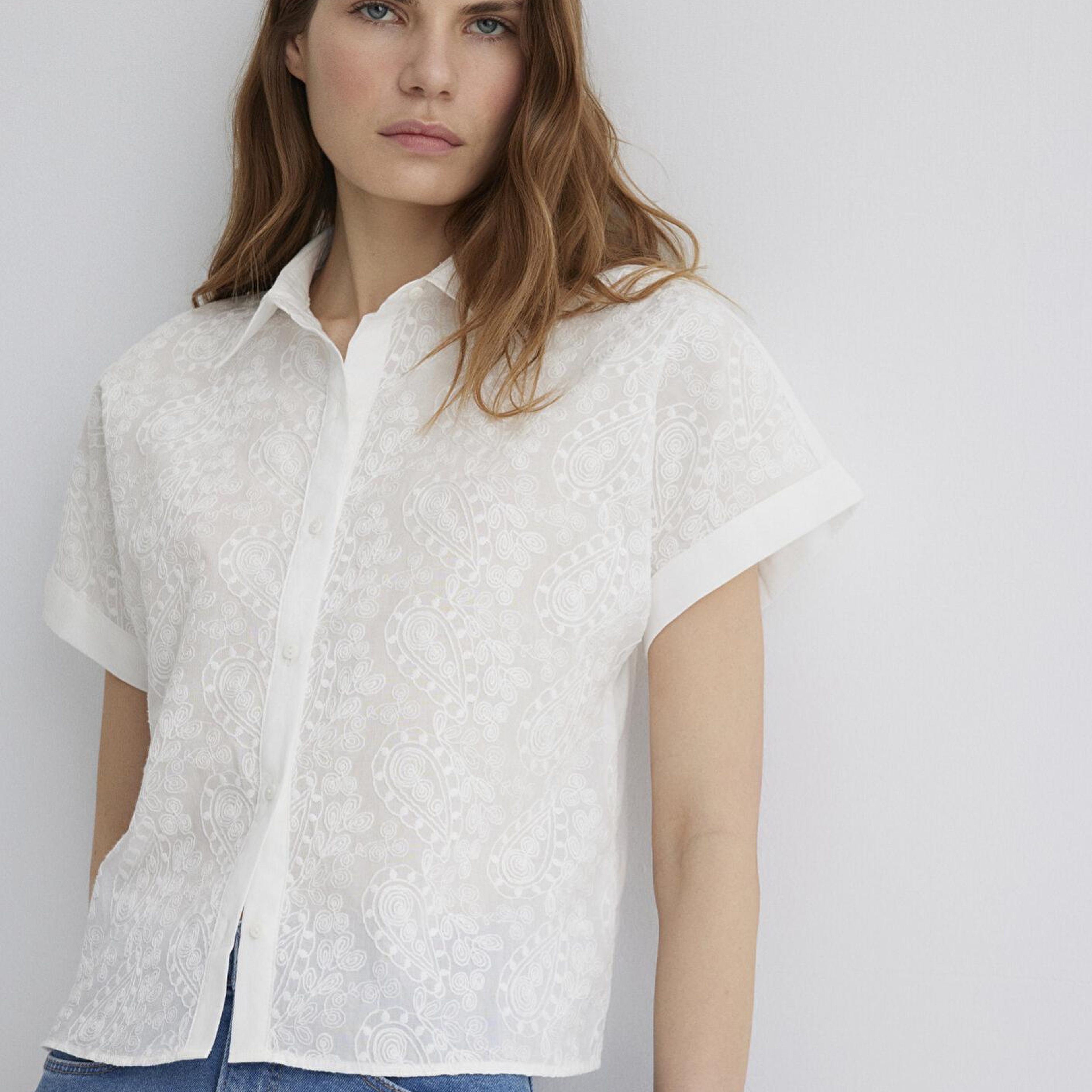 Mavi Nakış Detaylı Ekru Gömlek Regular Fit / Normal Kesim 1210740-70057