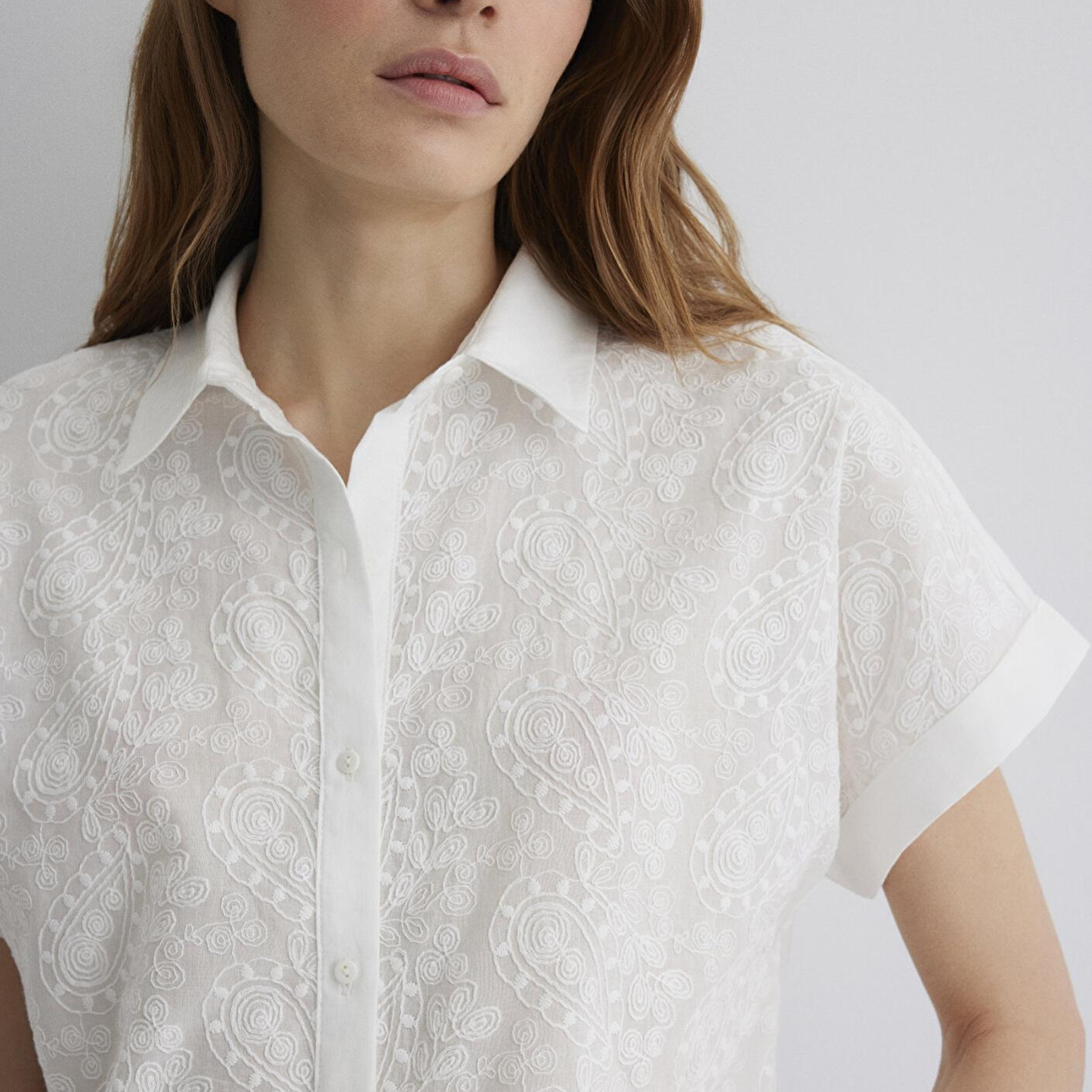 Mavi Nakış Detaylı Ekru Gömlek Regular Fit / Normal Kesim 1210740-70057